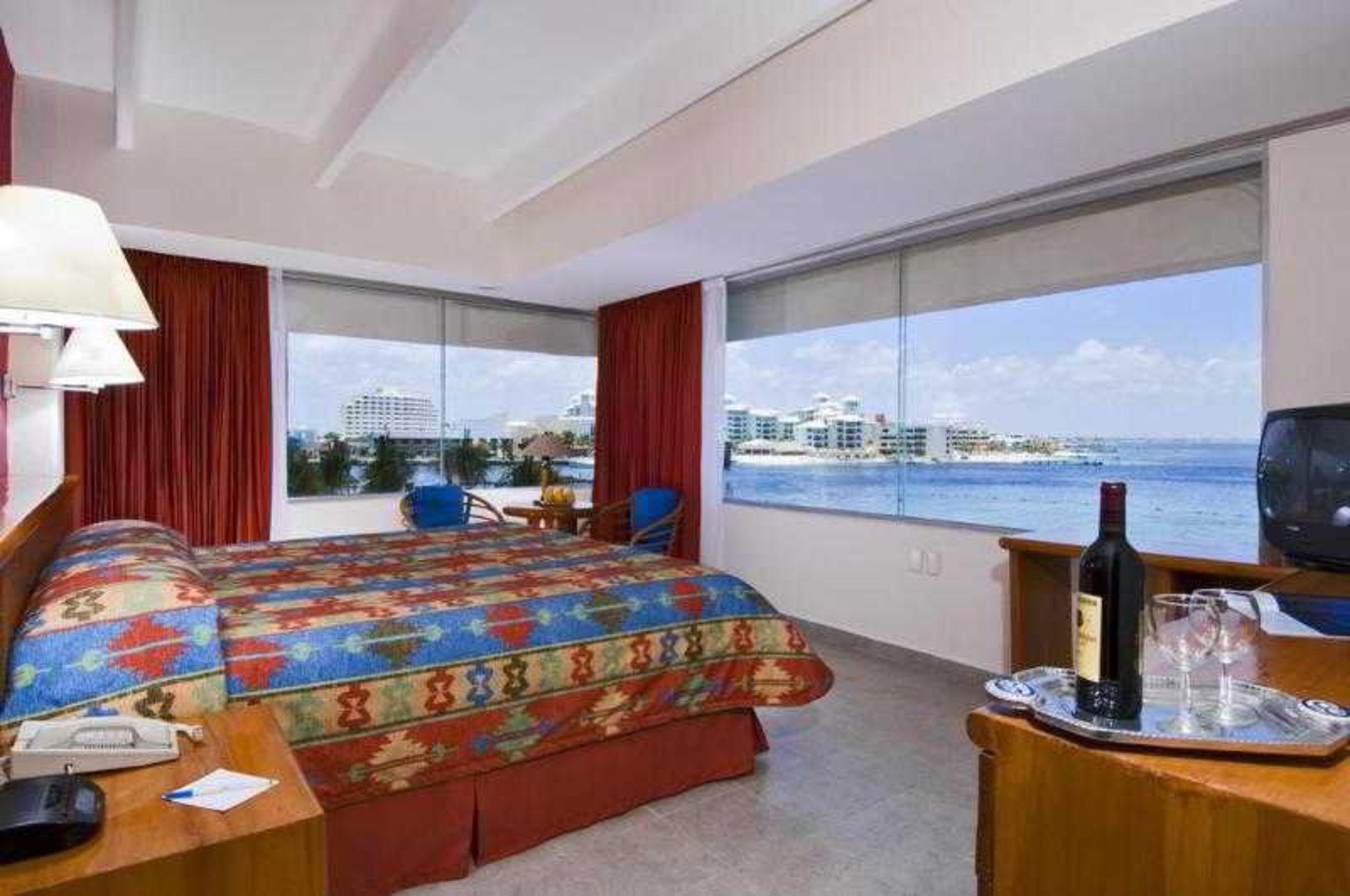 Oasis Palm 4* Cancun