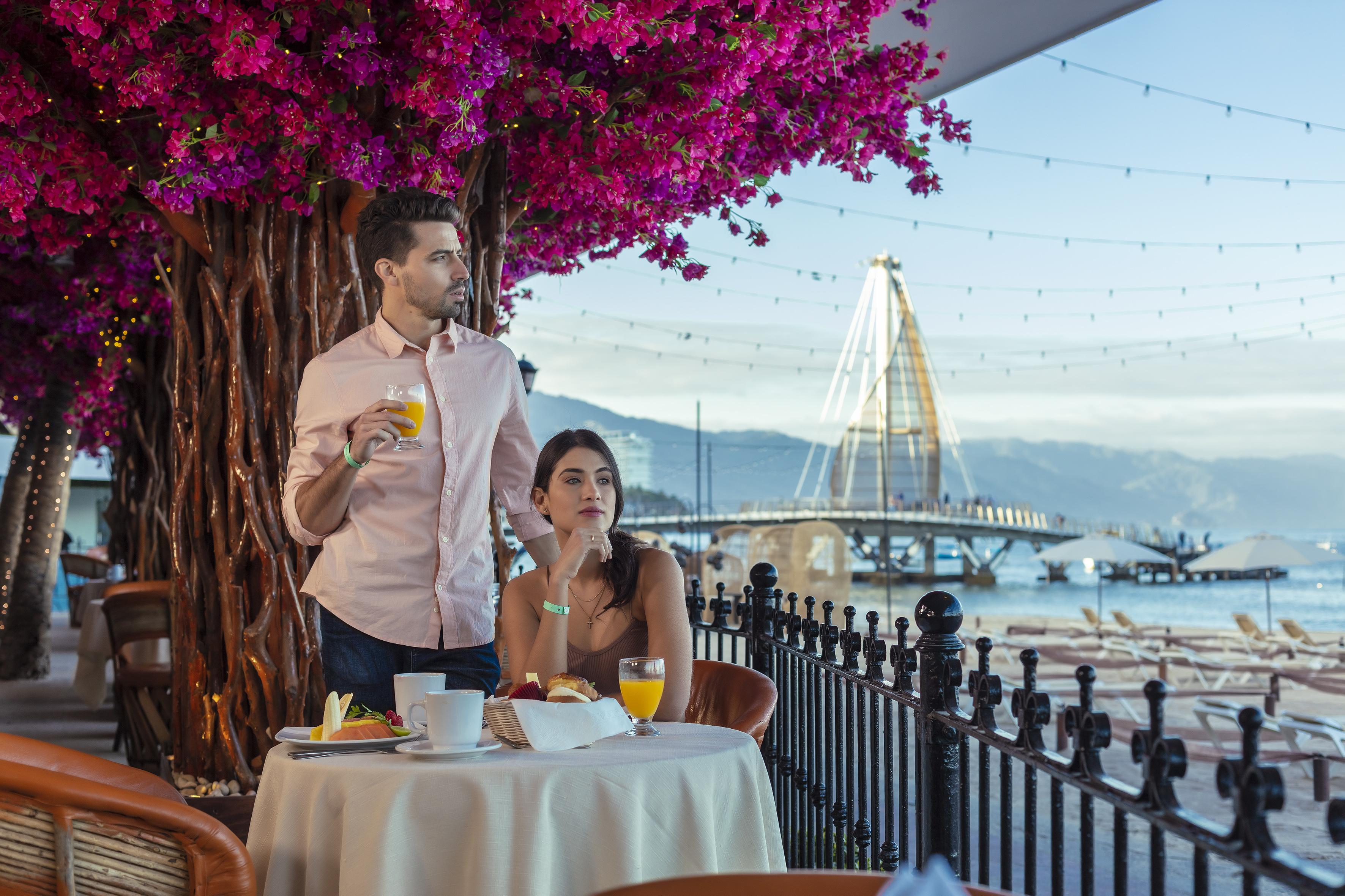 Hotel Playa Arcos &