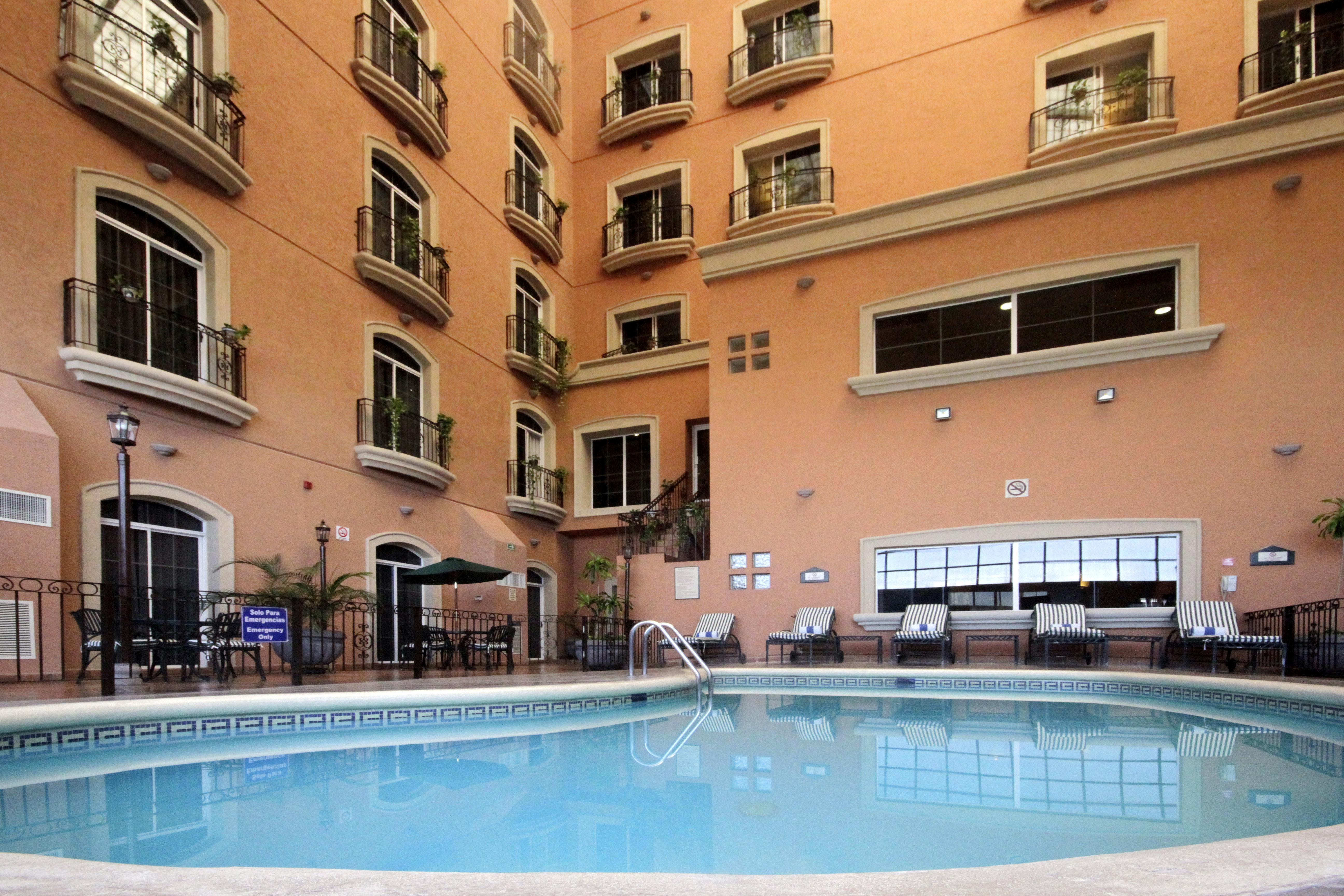 Express By Ihg 4*