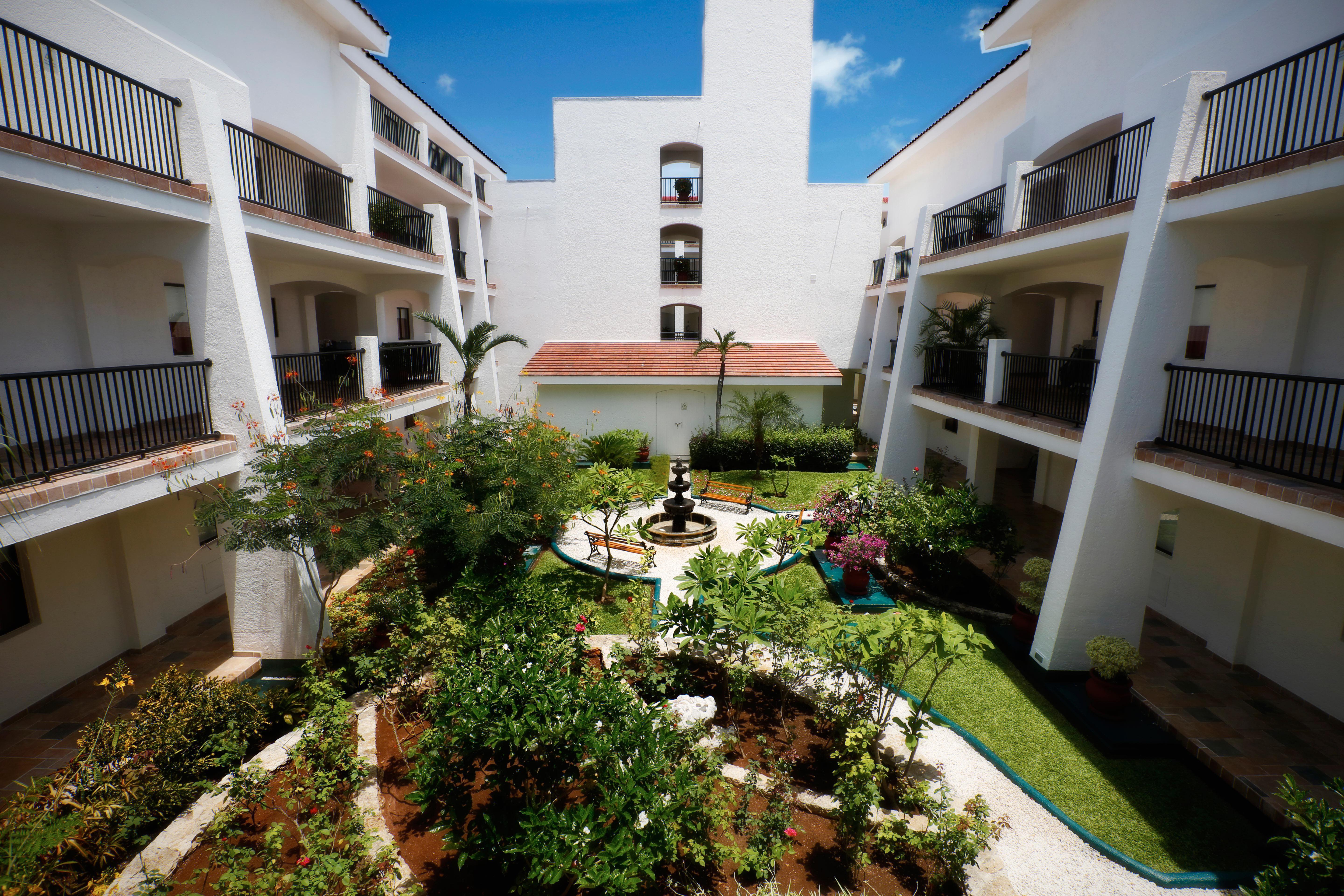 The Royal 5* Cancun