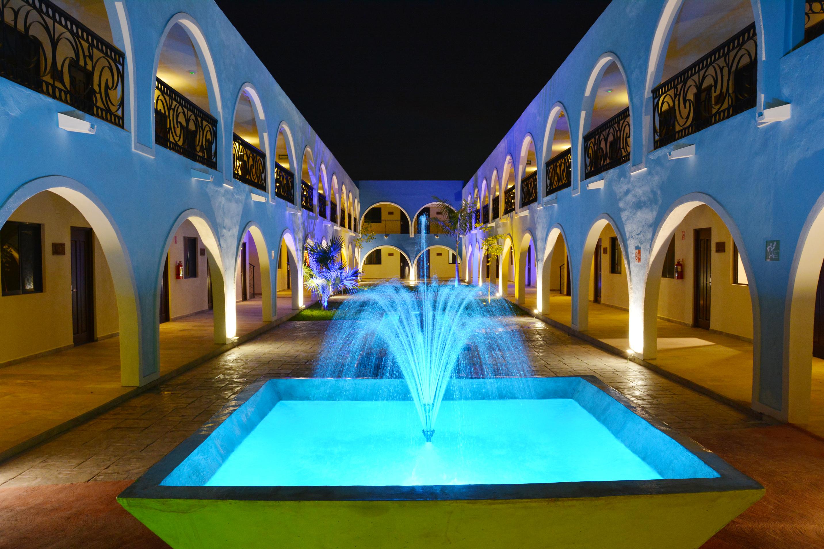 Hacienda Aeropuerto 4*