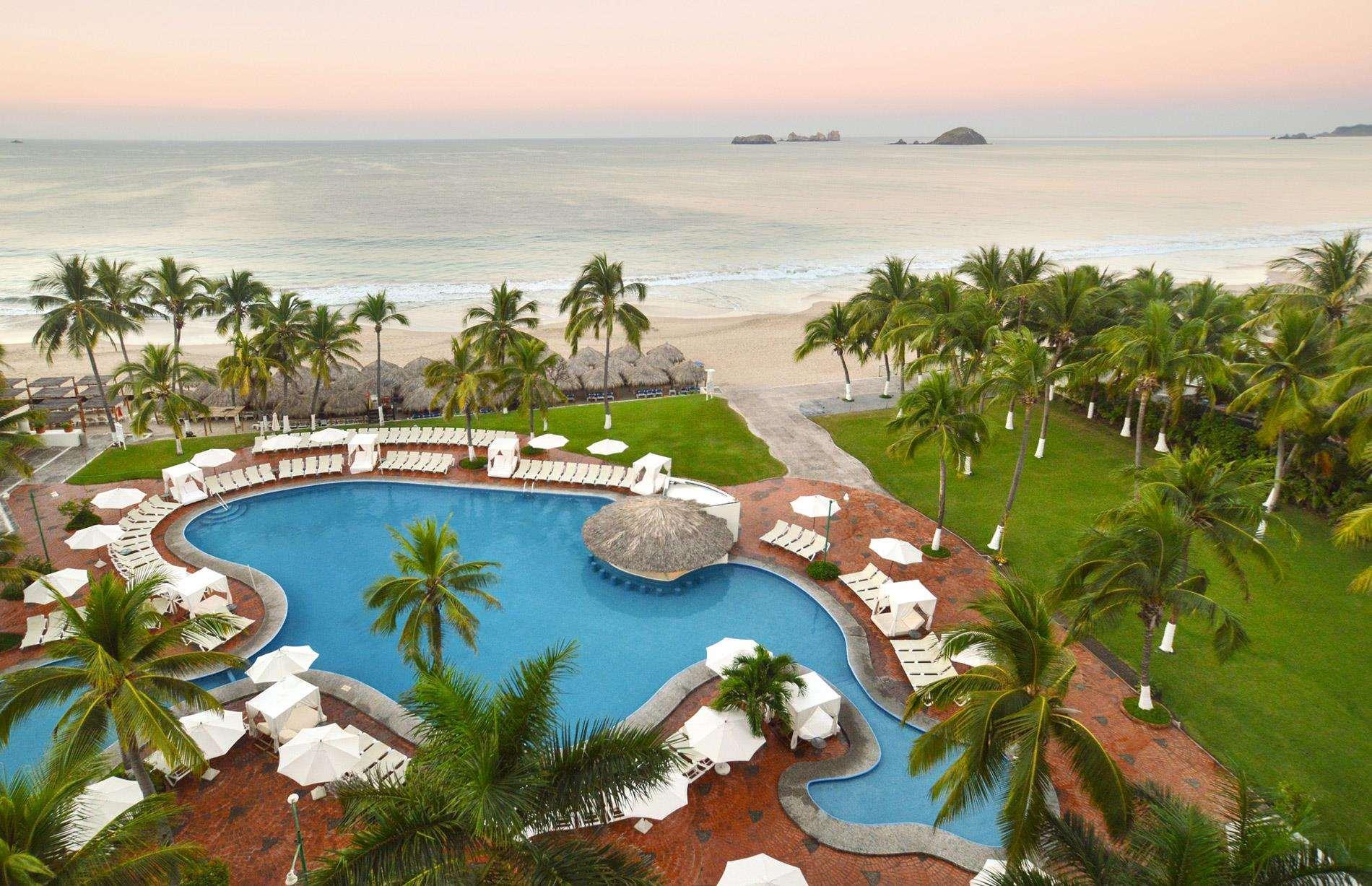 Emporio Ixtapa 5*