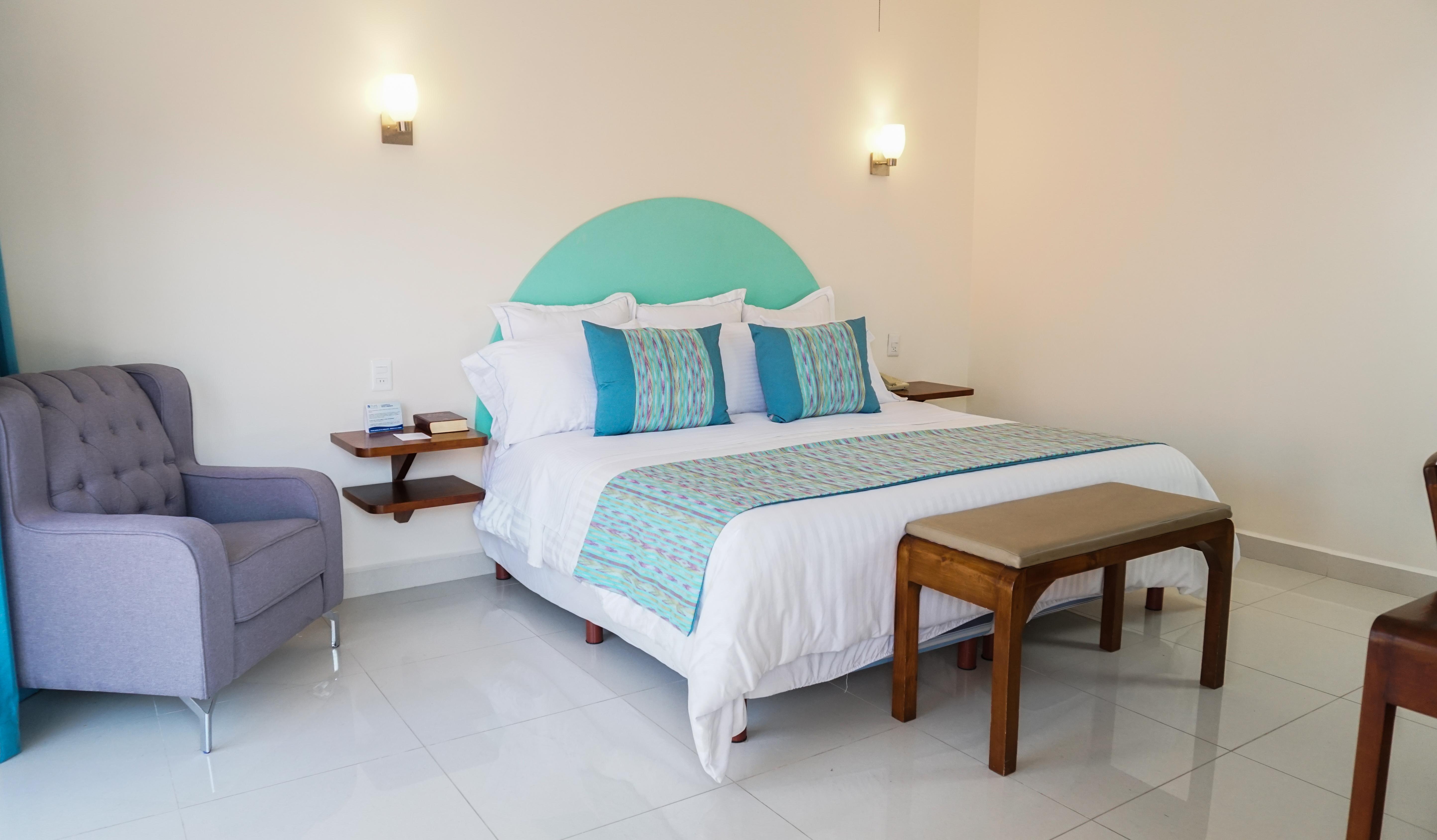 The Westmarine Waterfront Hotel