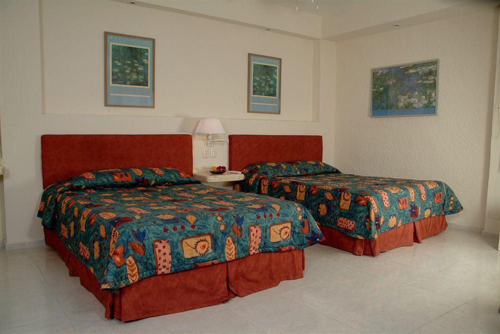 Hotel Y Nader Cancun