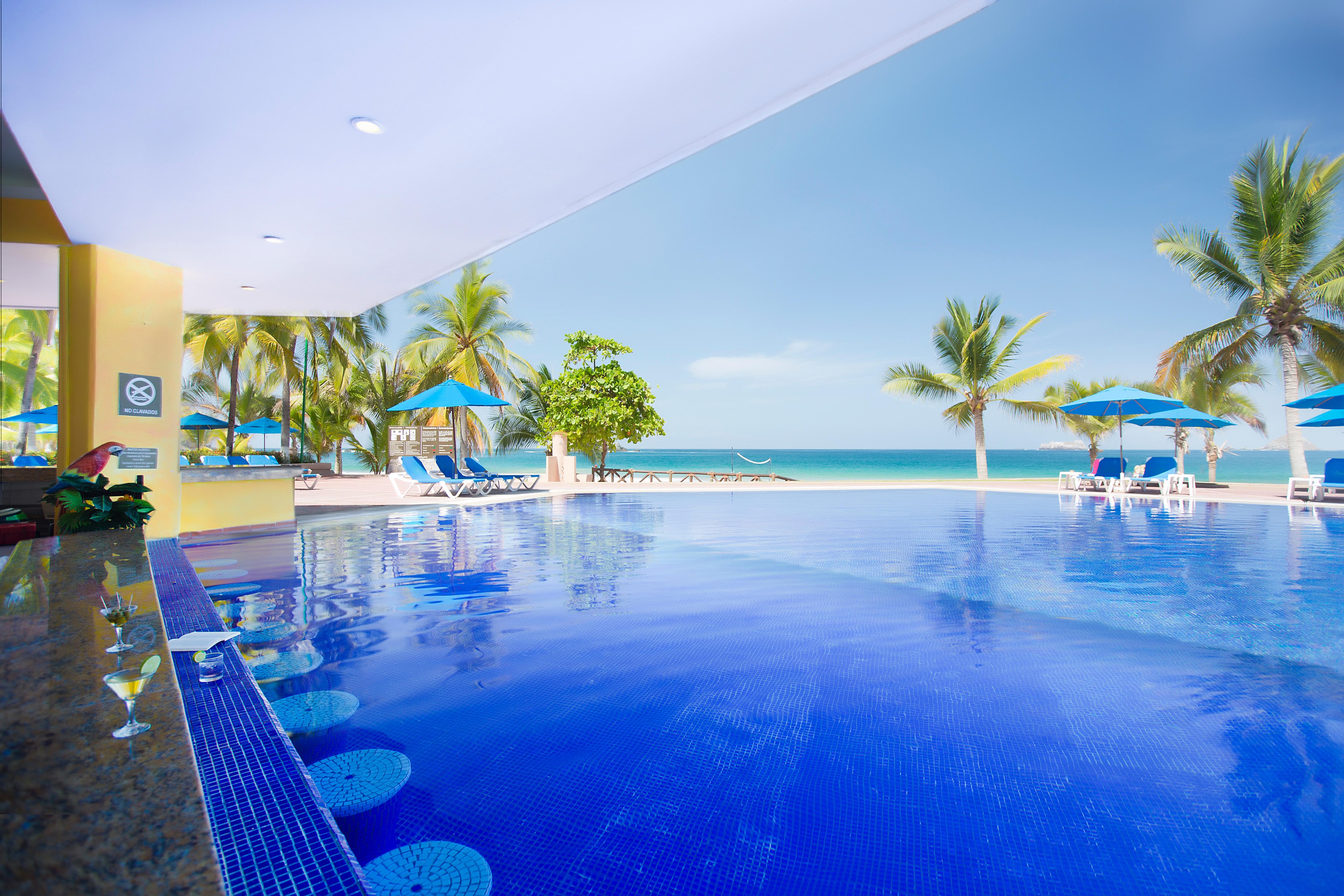 Barcelo Ixtapa 5*