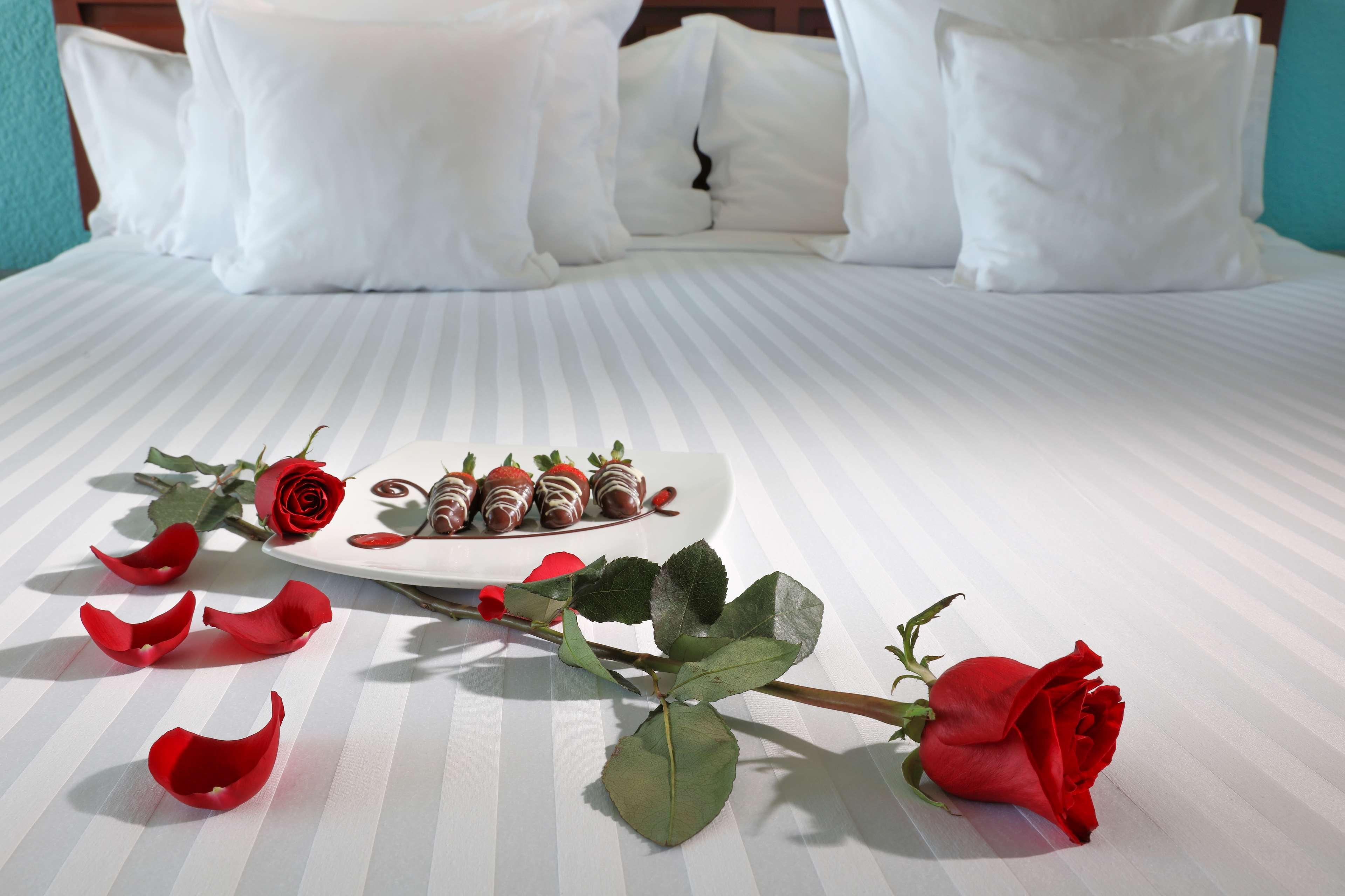 Resort Barcelo Ixtapa 5*