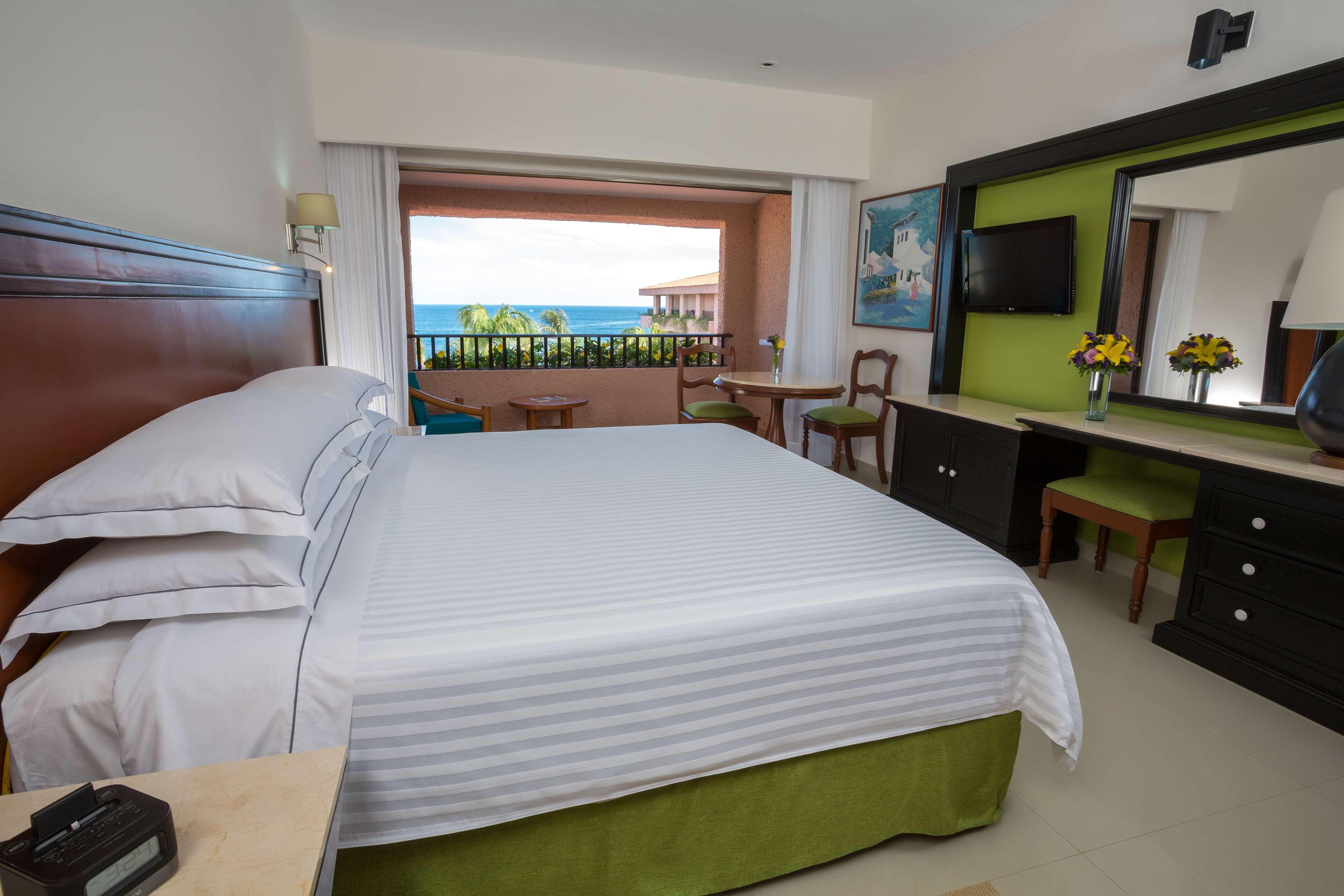 Resort Barcelo Huatulco Tangolunda
