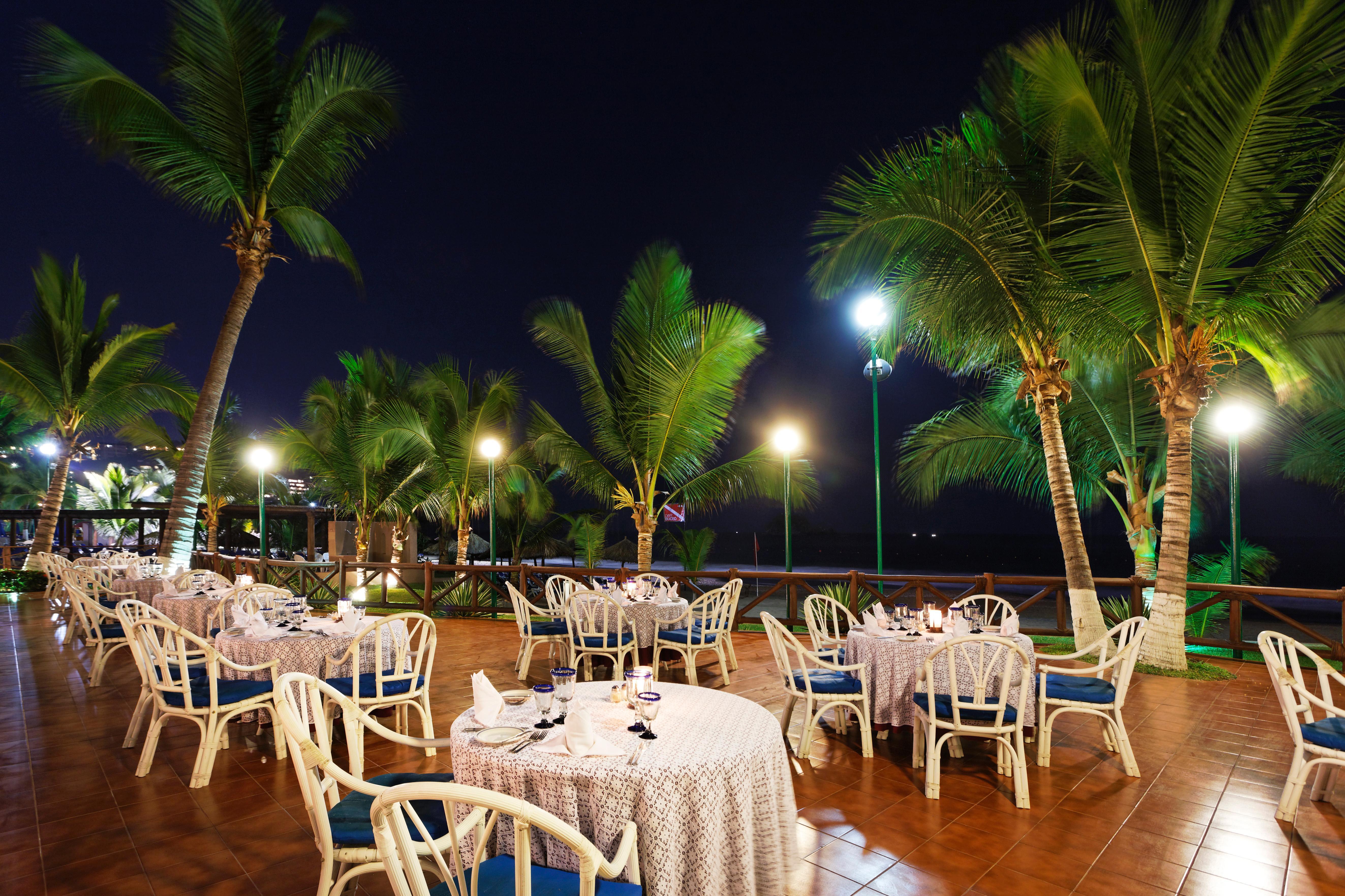 Barcelo Ixtapa Resort 5*
