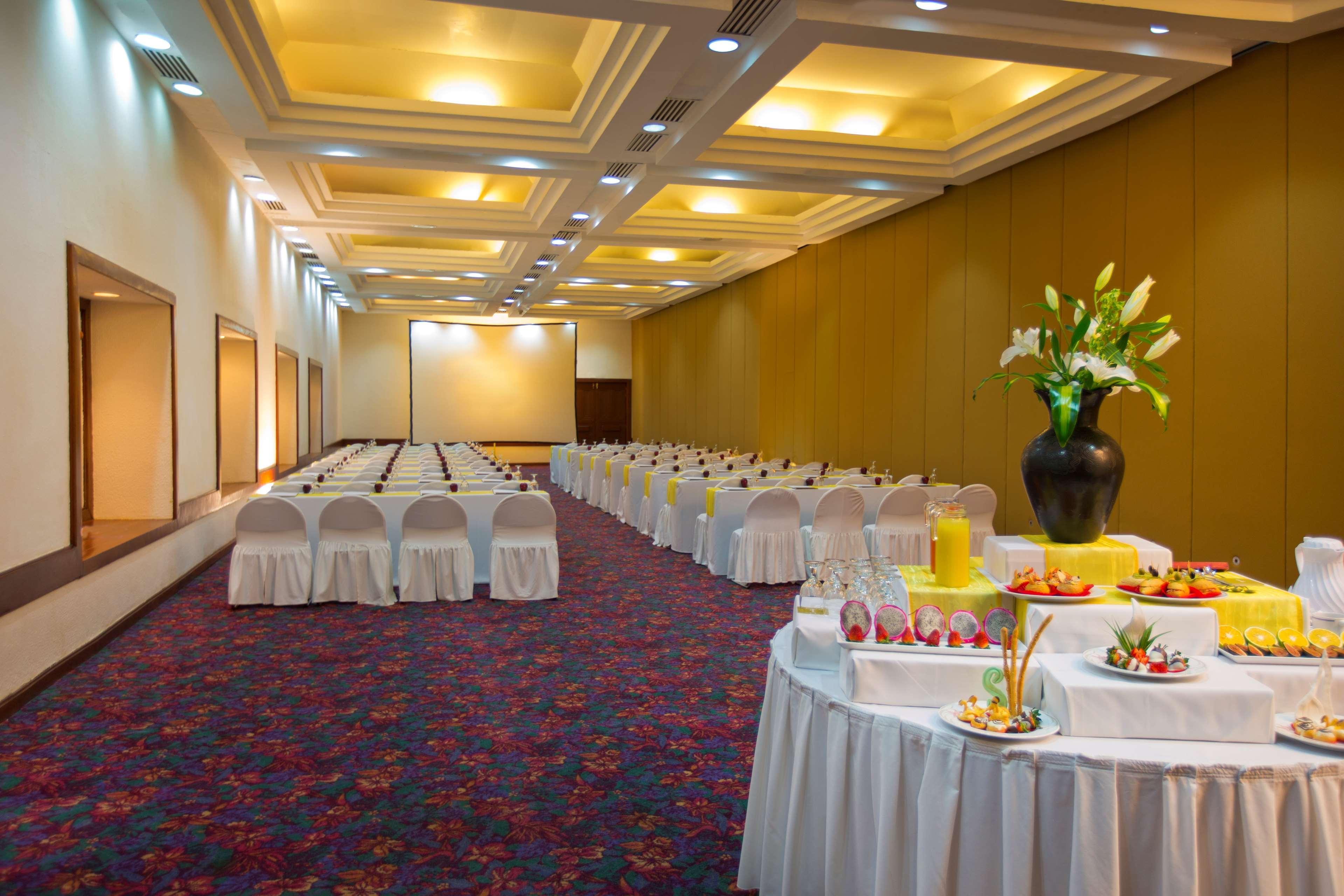 Barcelo Huatulco 5*