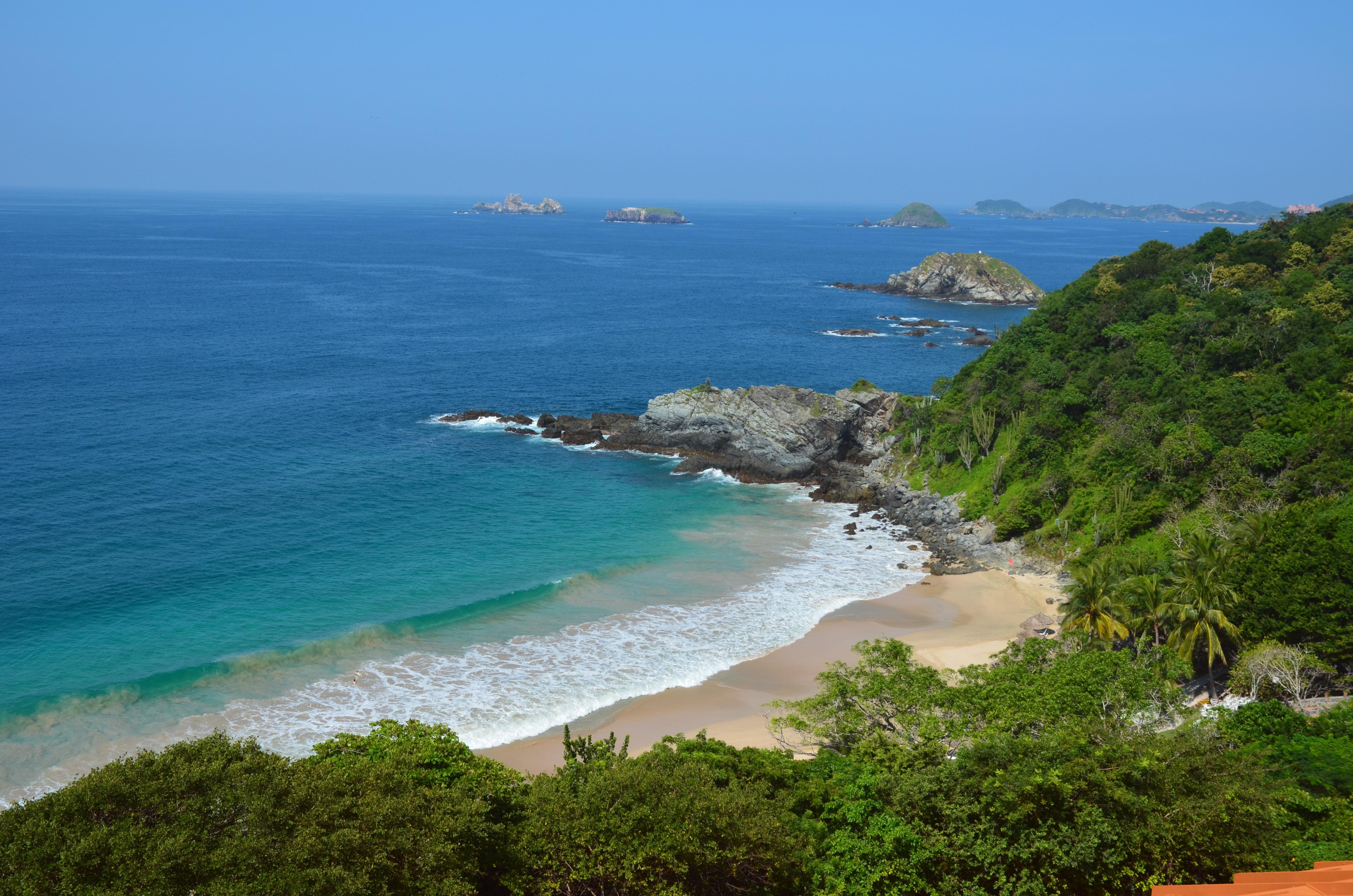 Brisas Ixtapa Resort
