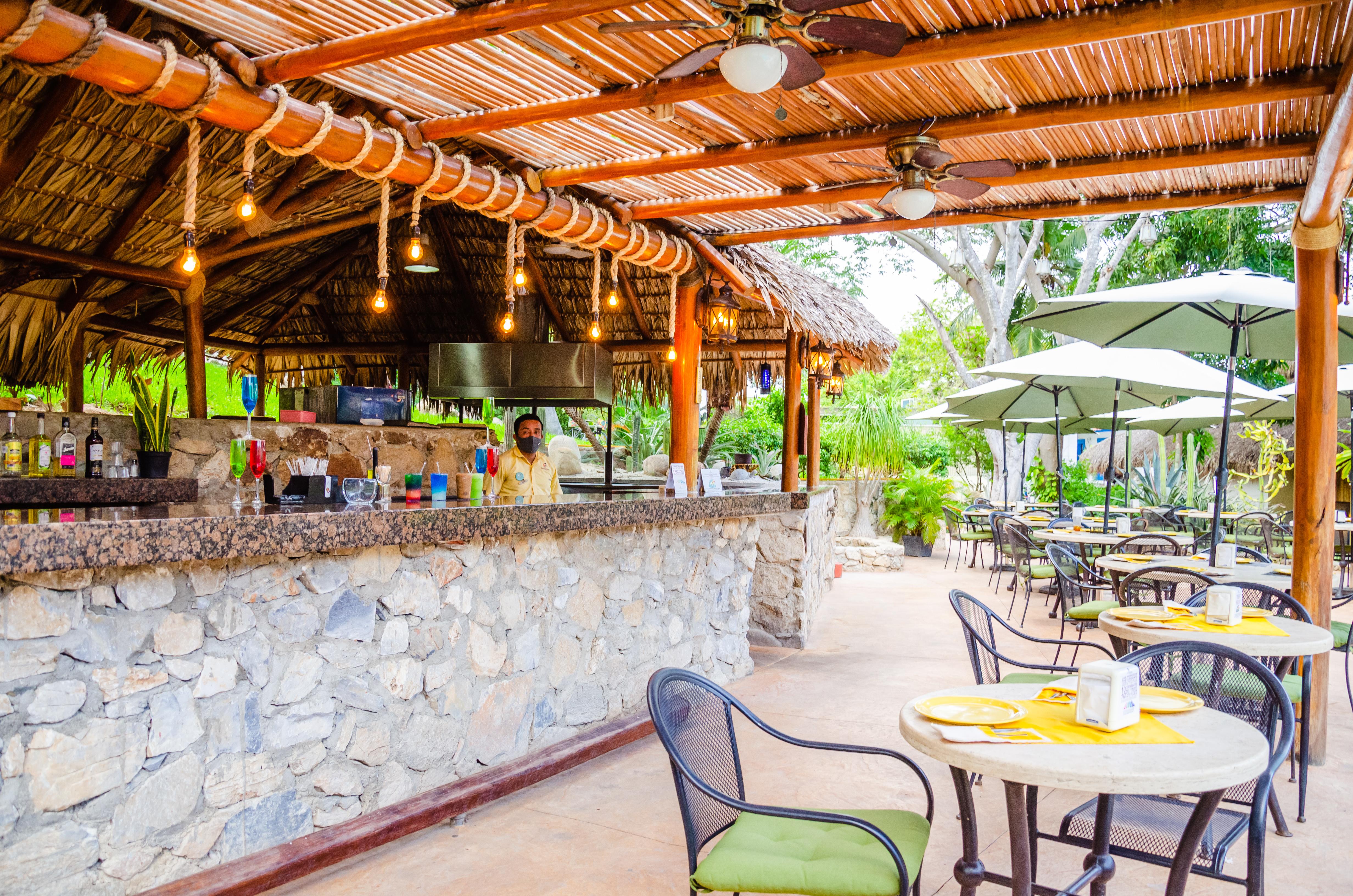 Binniguenda & Club Huatulco
