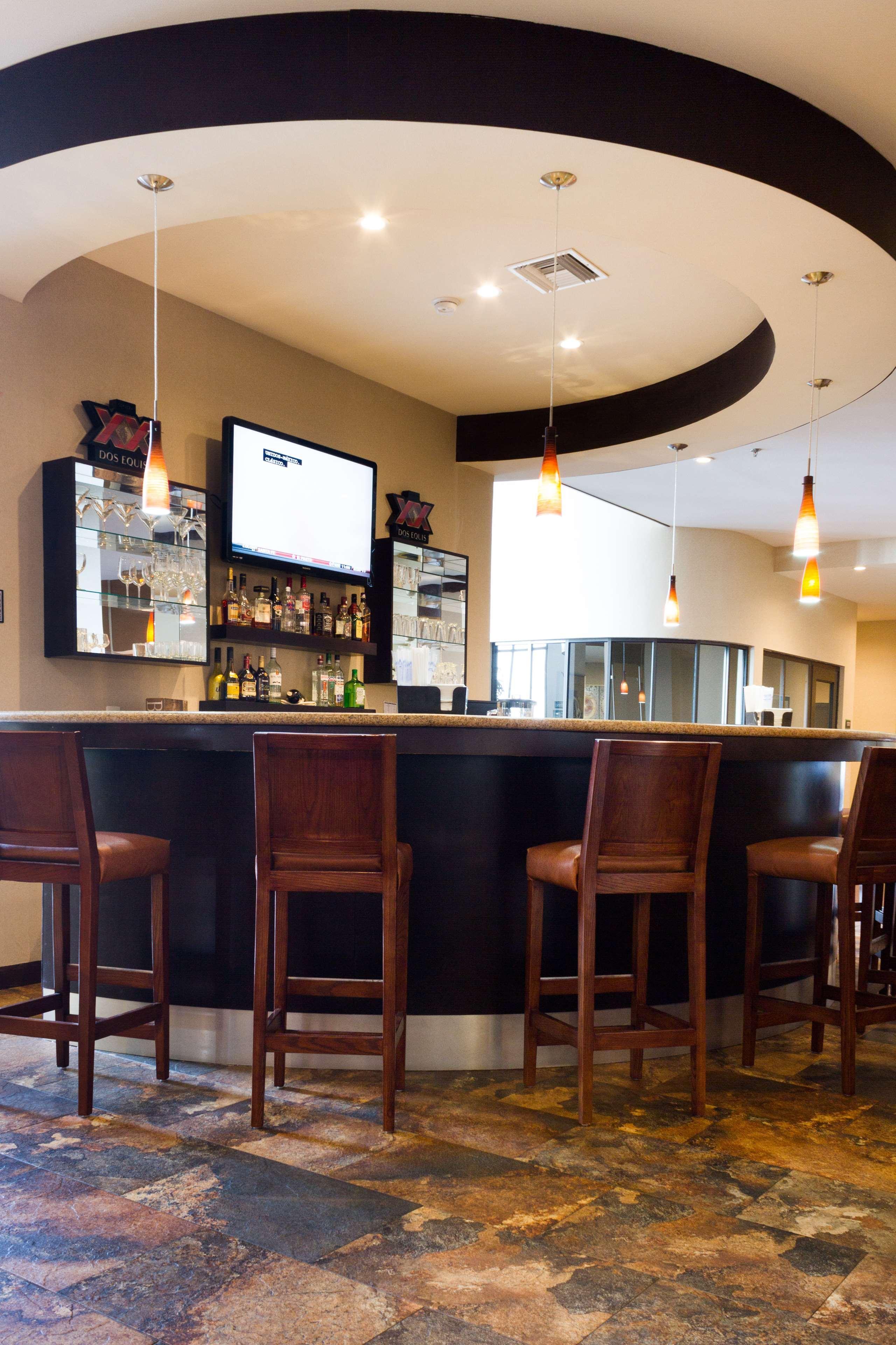Western Premier Monterrey Aeropuerto Hotel 5*