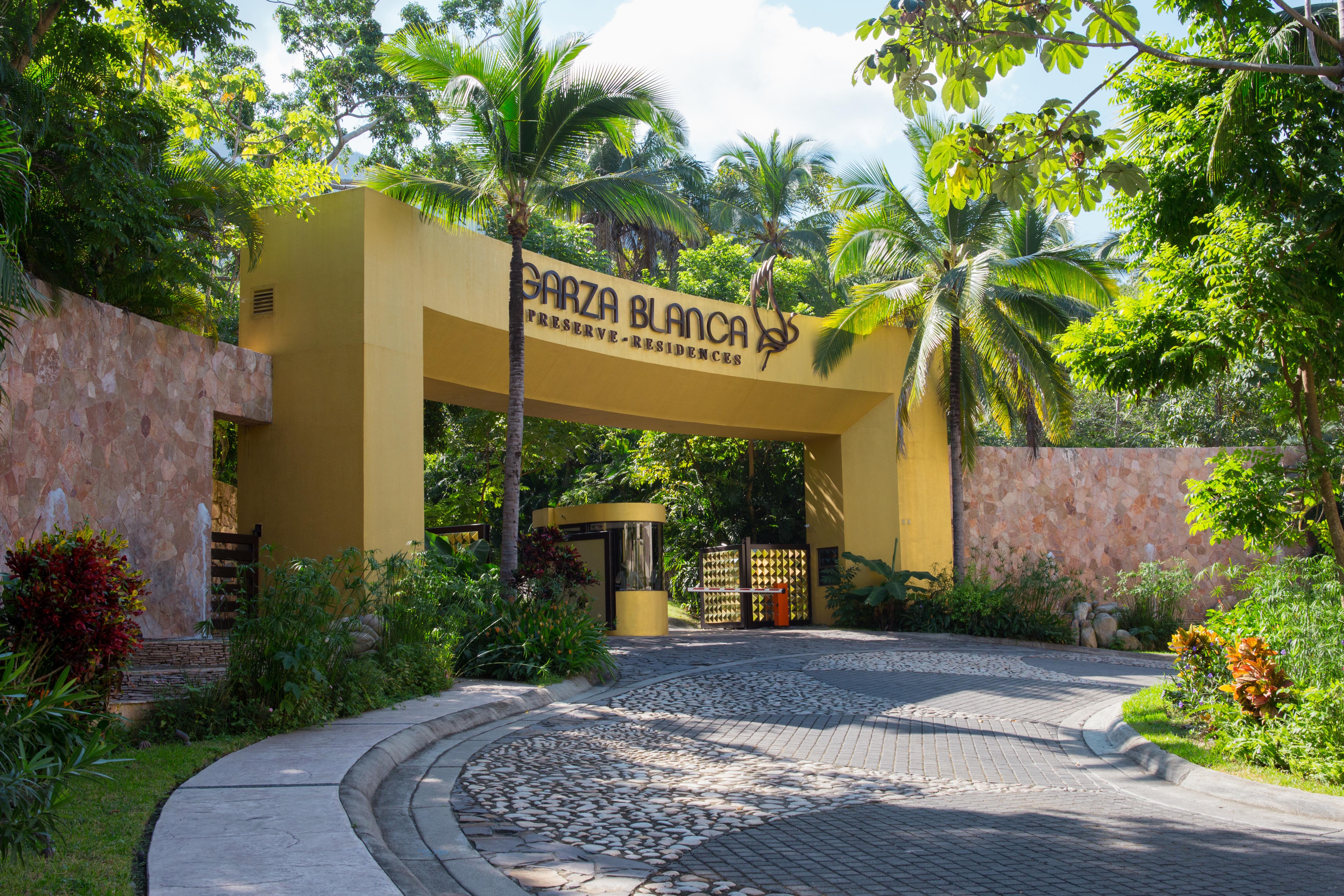 Garza Blanca Preserve & Hotel 5*