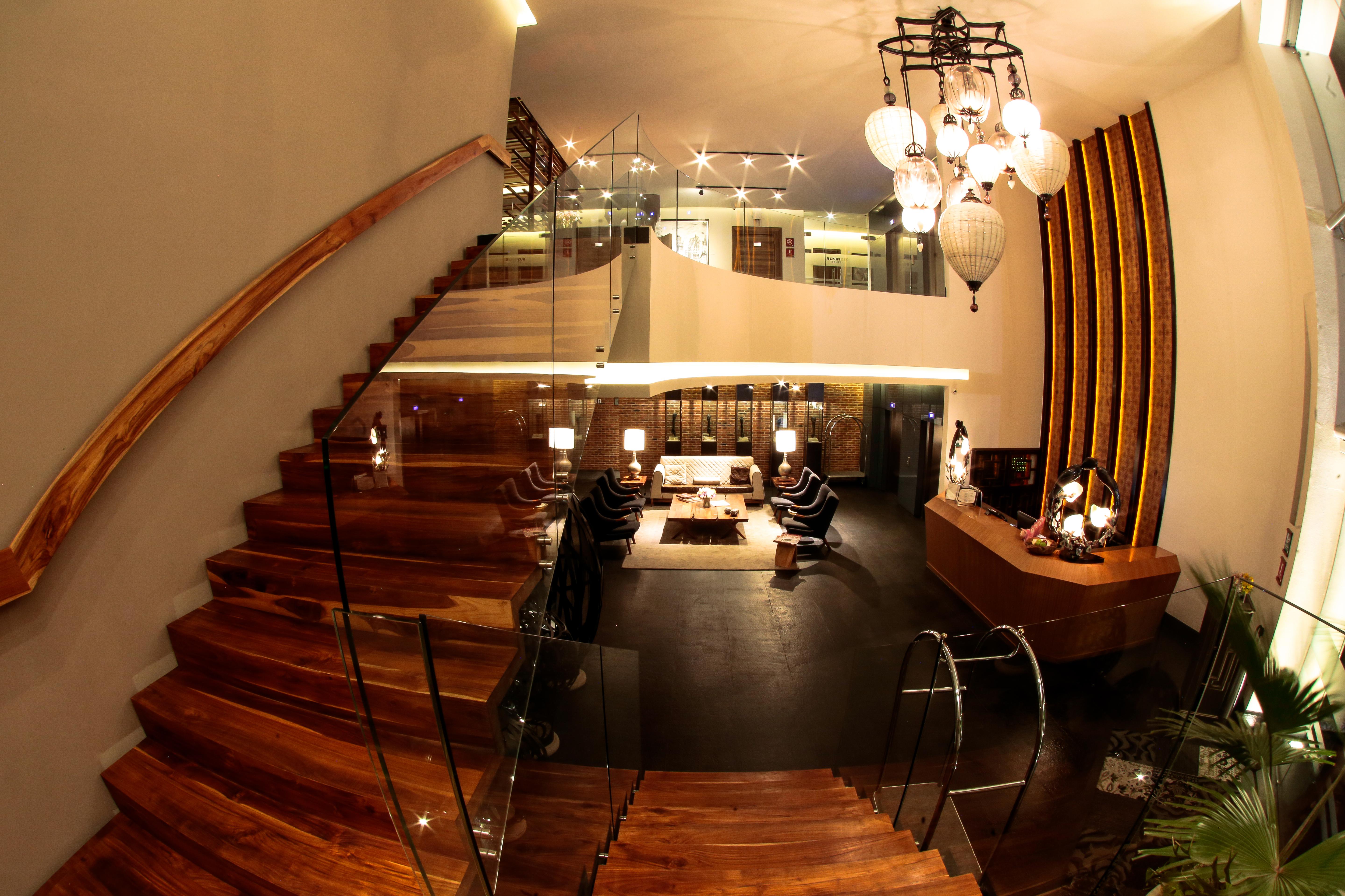 Square Small Luxury - Providencia 4*