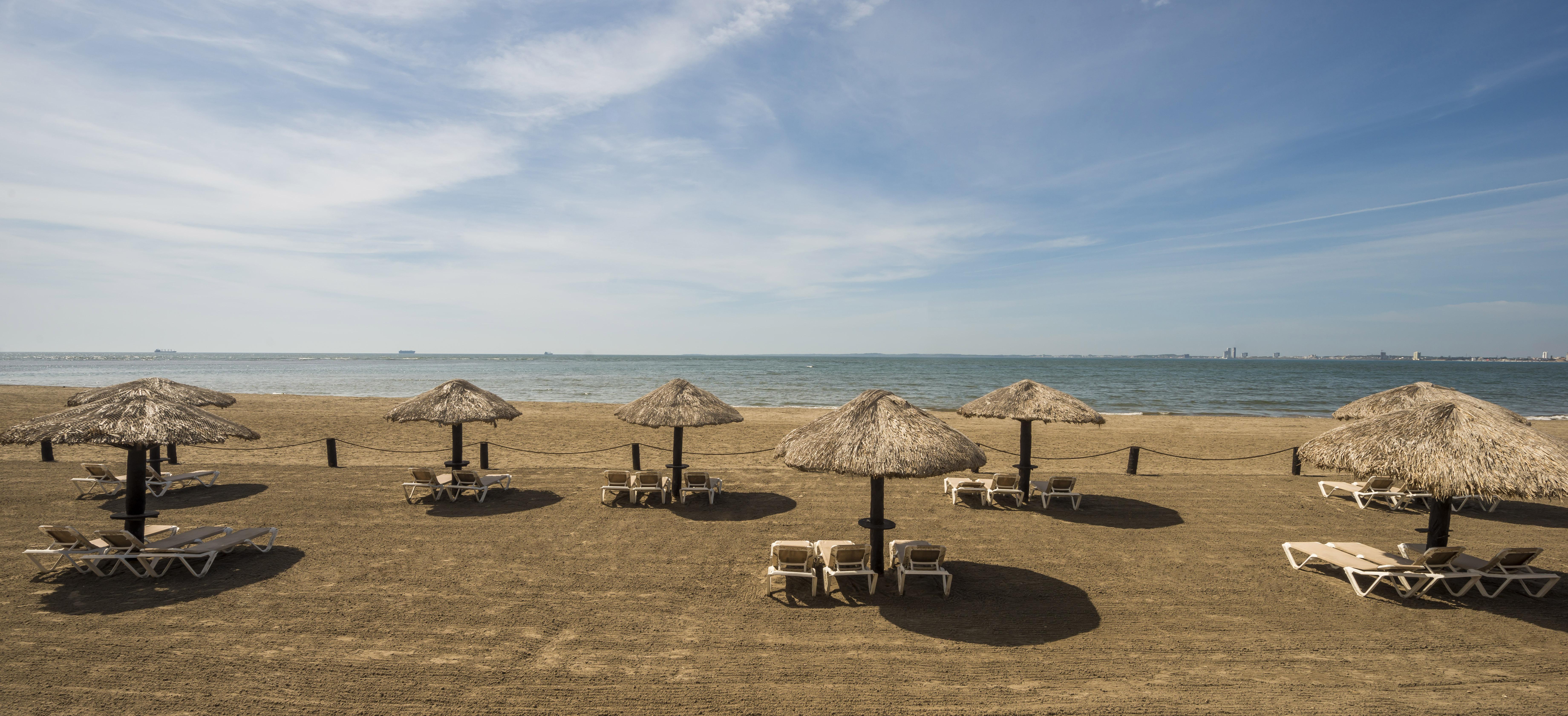 Camino Real Hotel