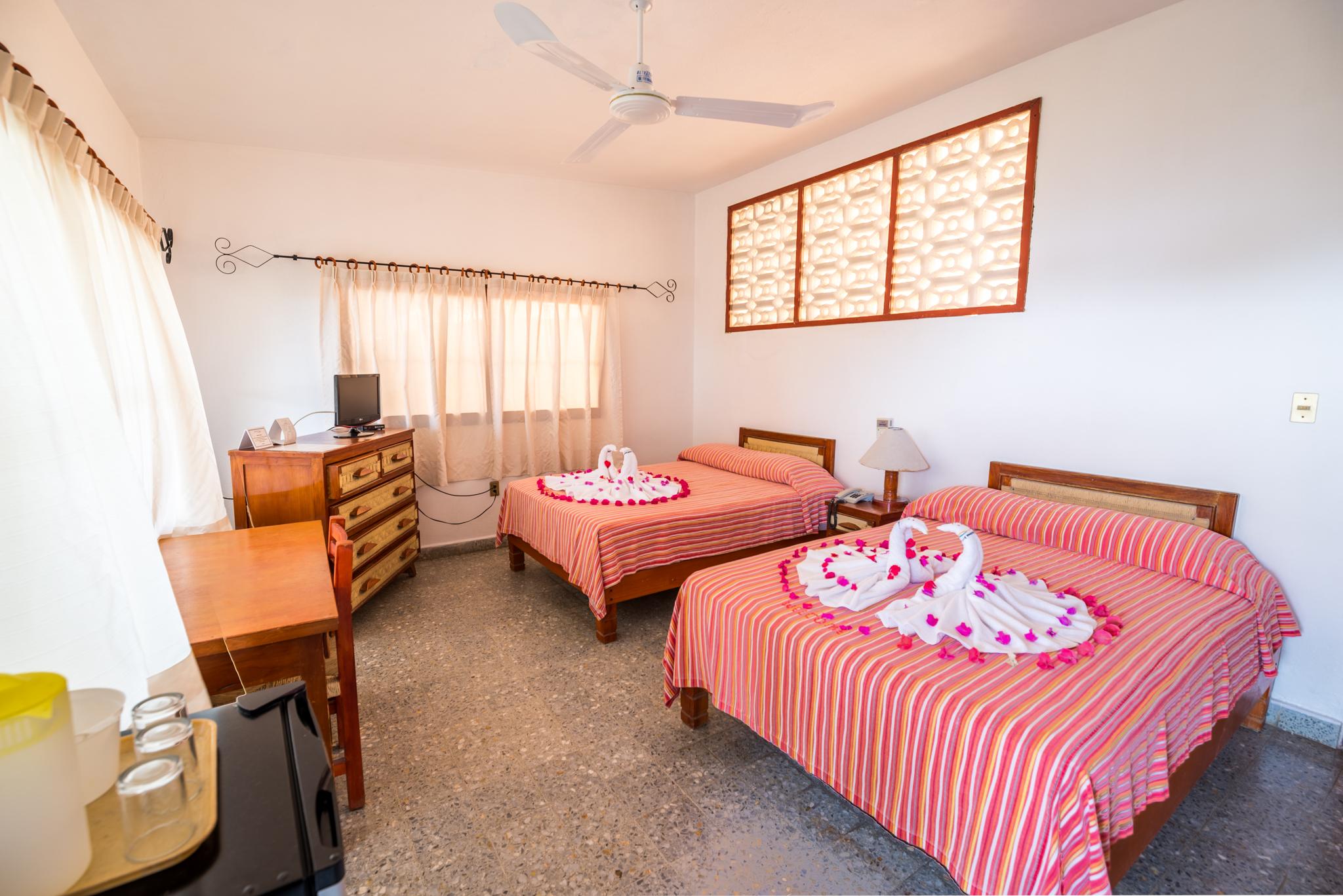 Catalina Resort 3*