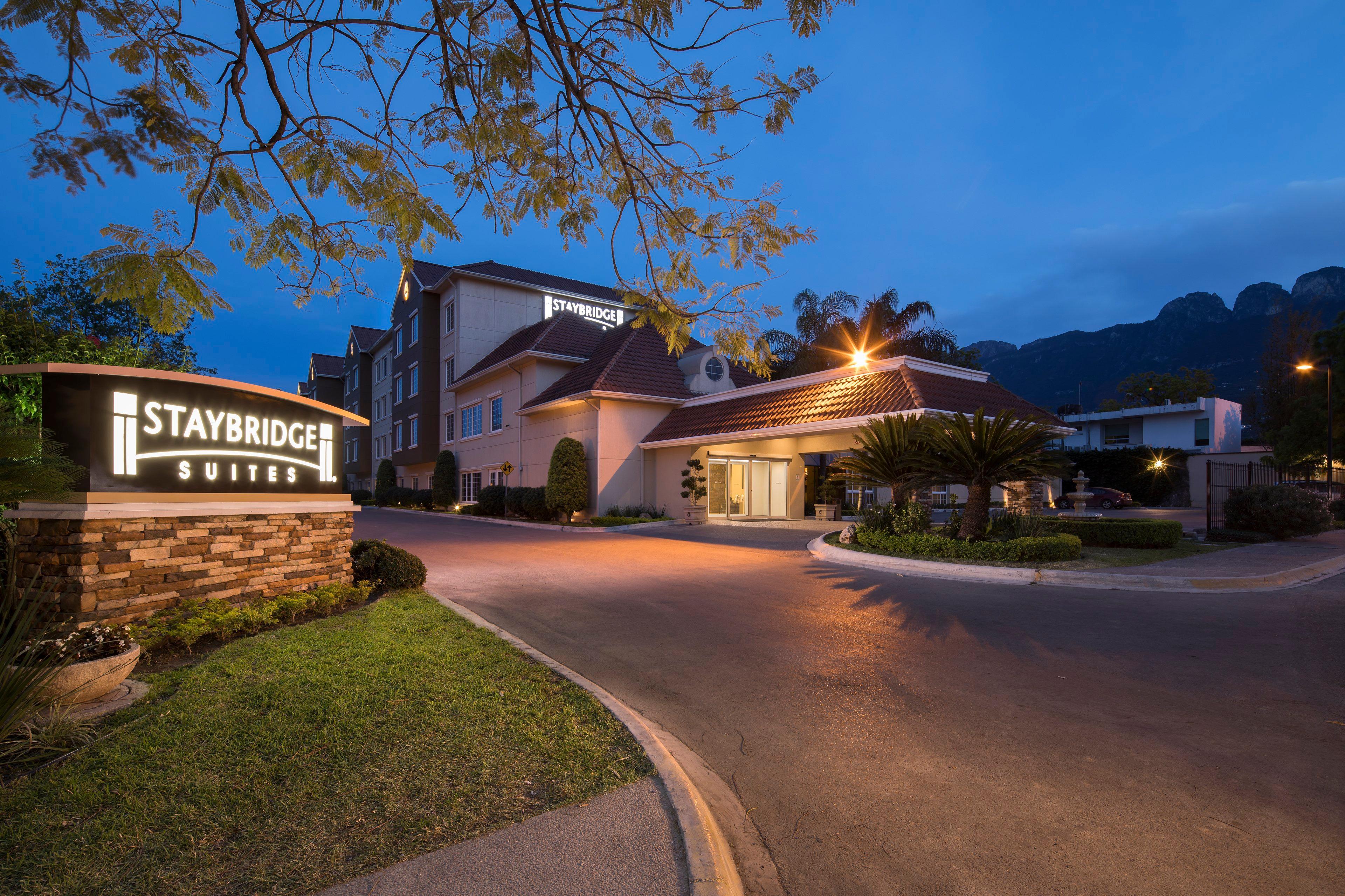 Staybridge Monterrey San Pedro By Ihg Hotel