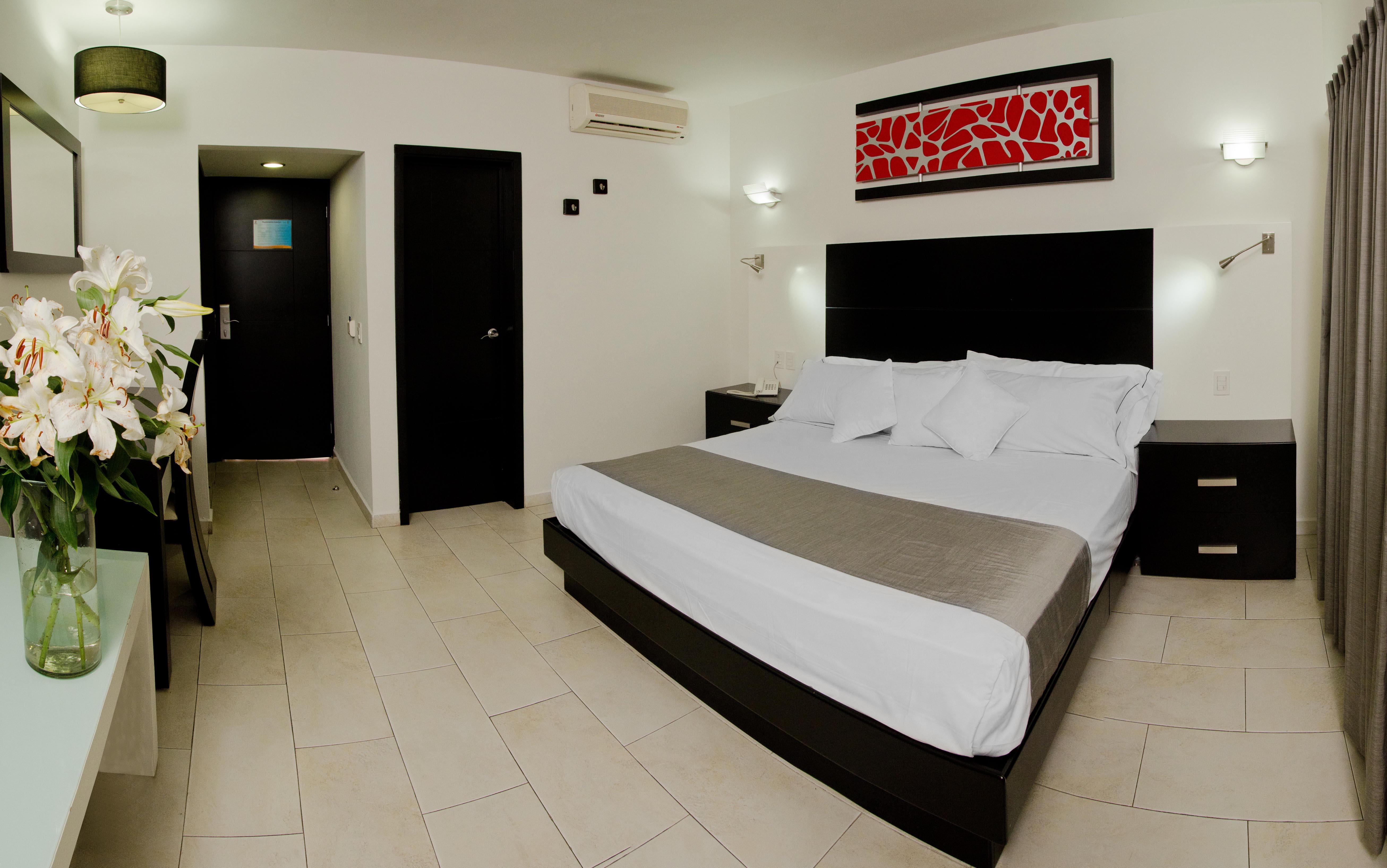 Portonovo Plaza Expo Hotel