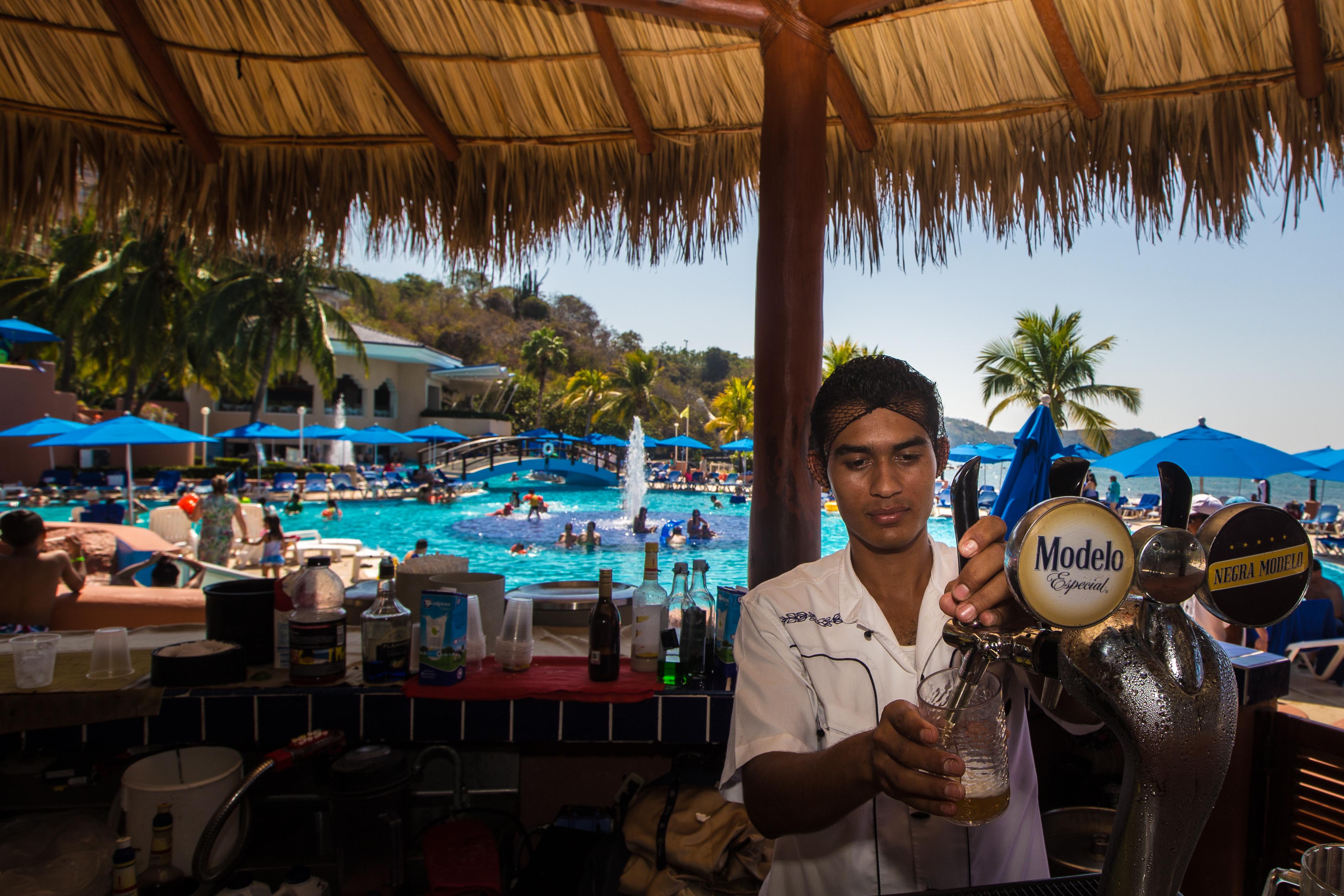 Resort Azul Ixtapa 5*