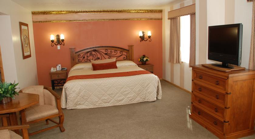 Business & Maria Bonita Hotel 4*