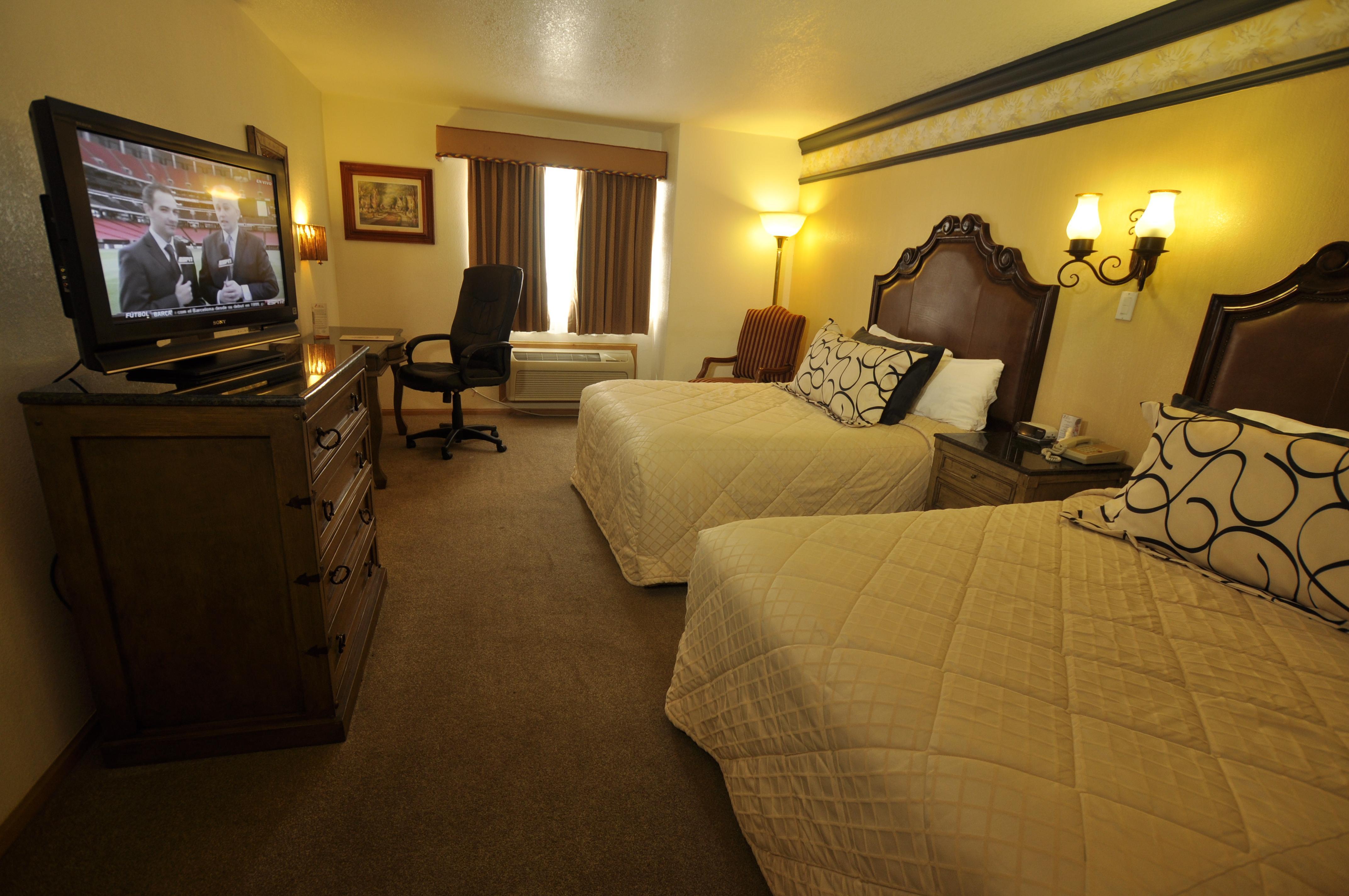Business & Maria Bonita Hotel 4*