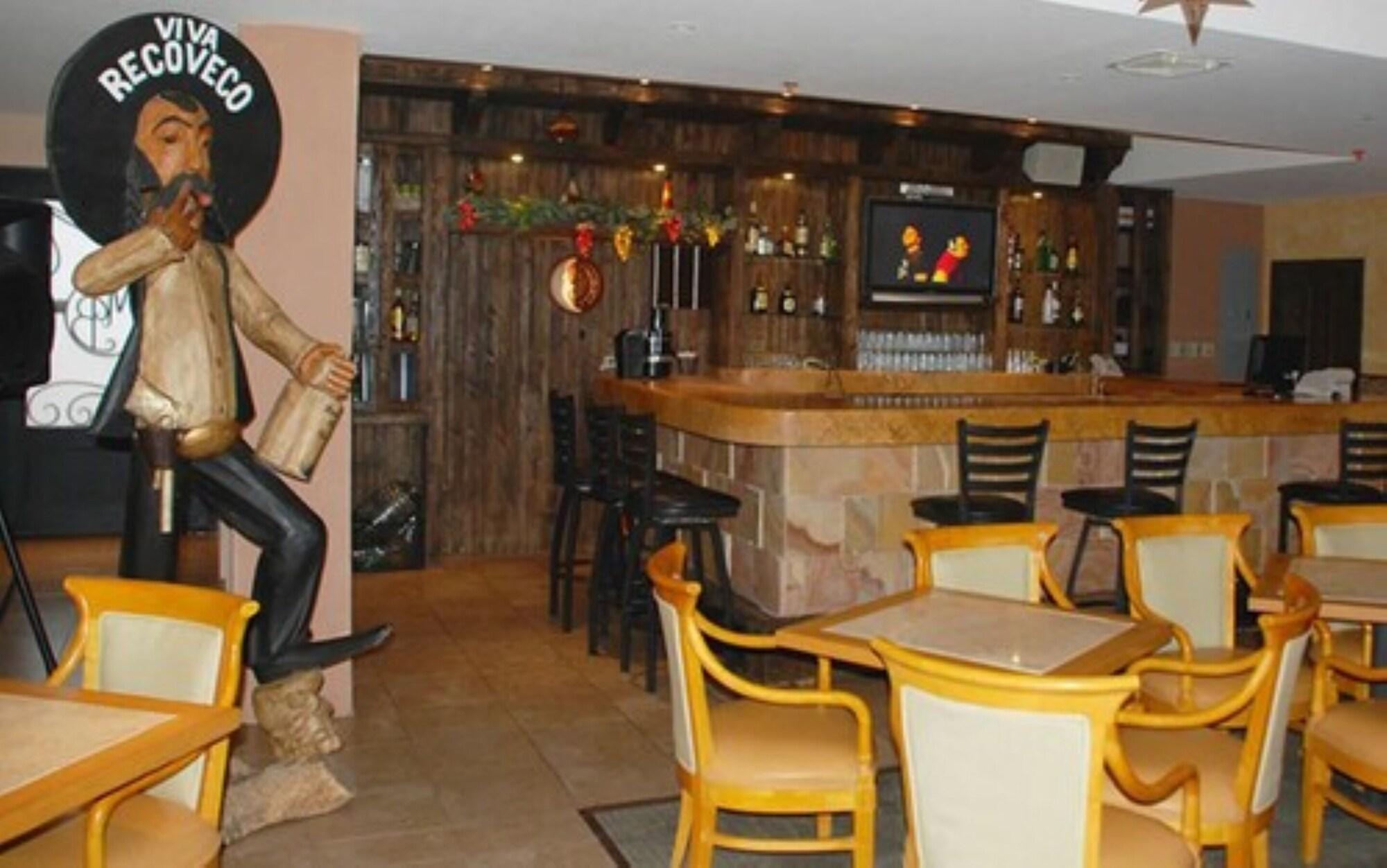 Hotel Business & Maria Bonita 4*