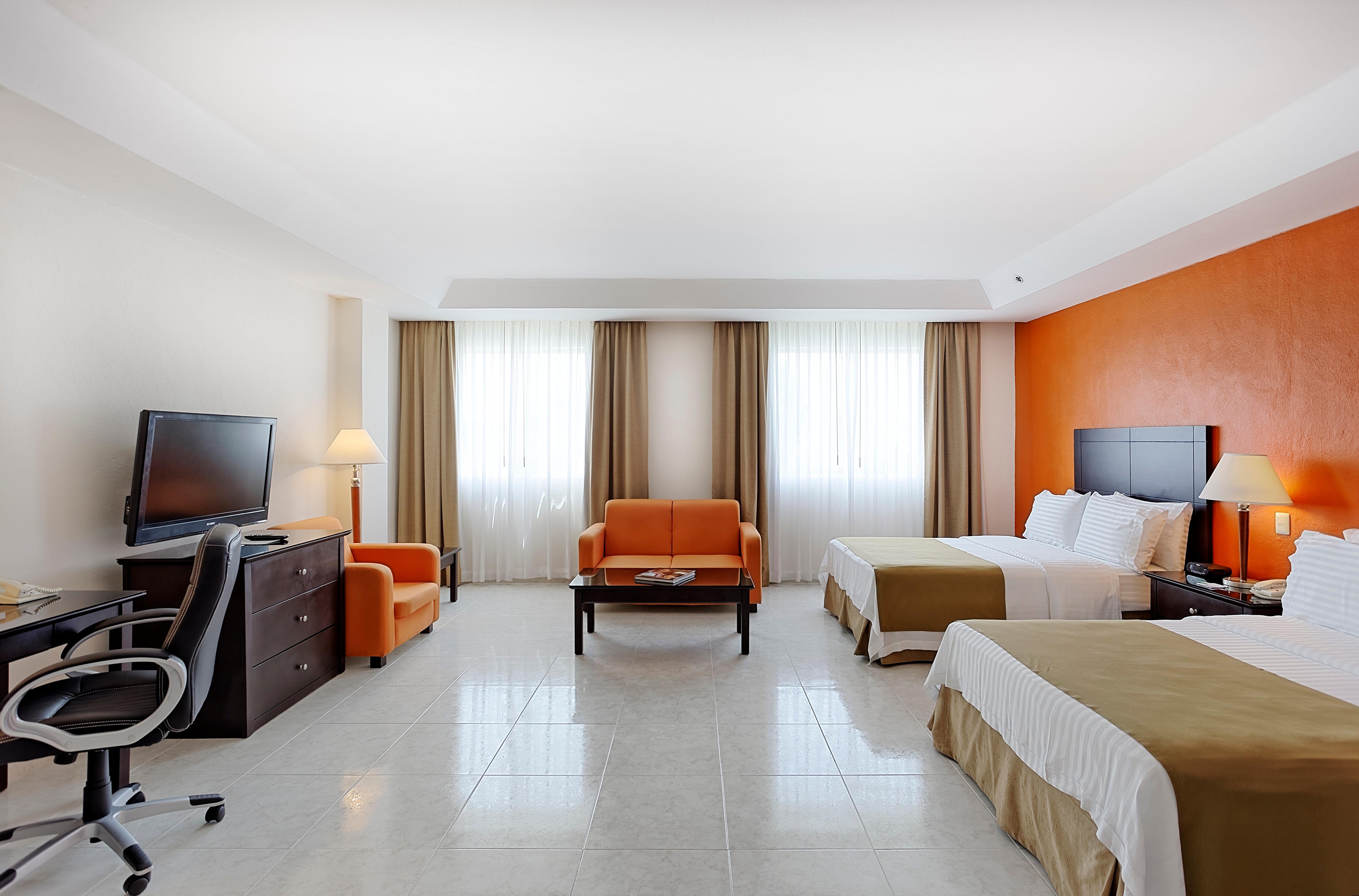 By Ihg