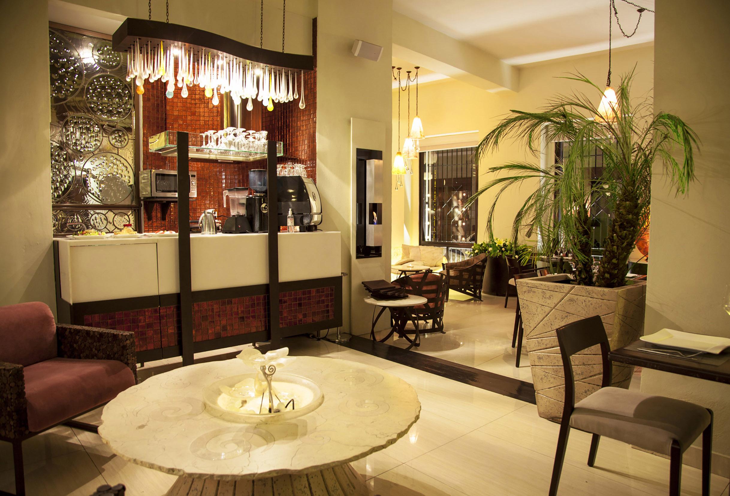Plaza Gallery Boutique Hotel 5*