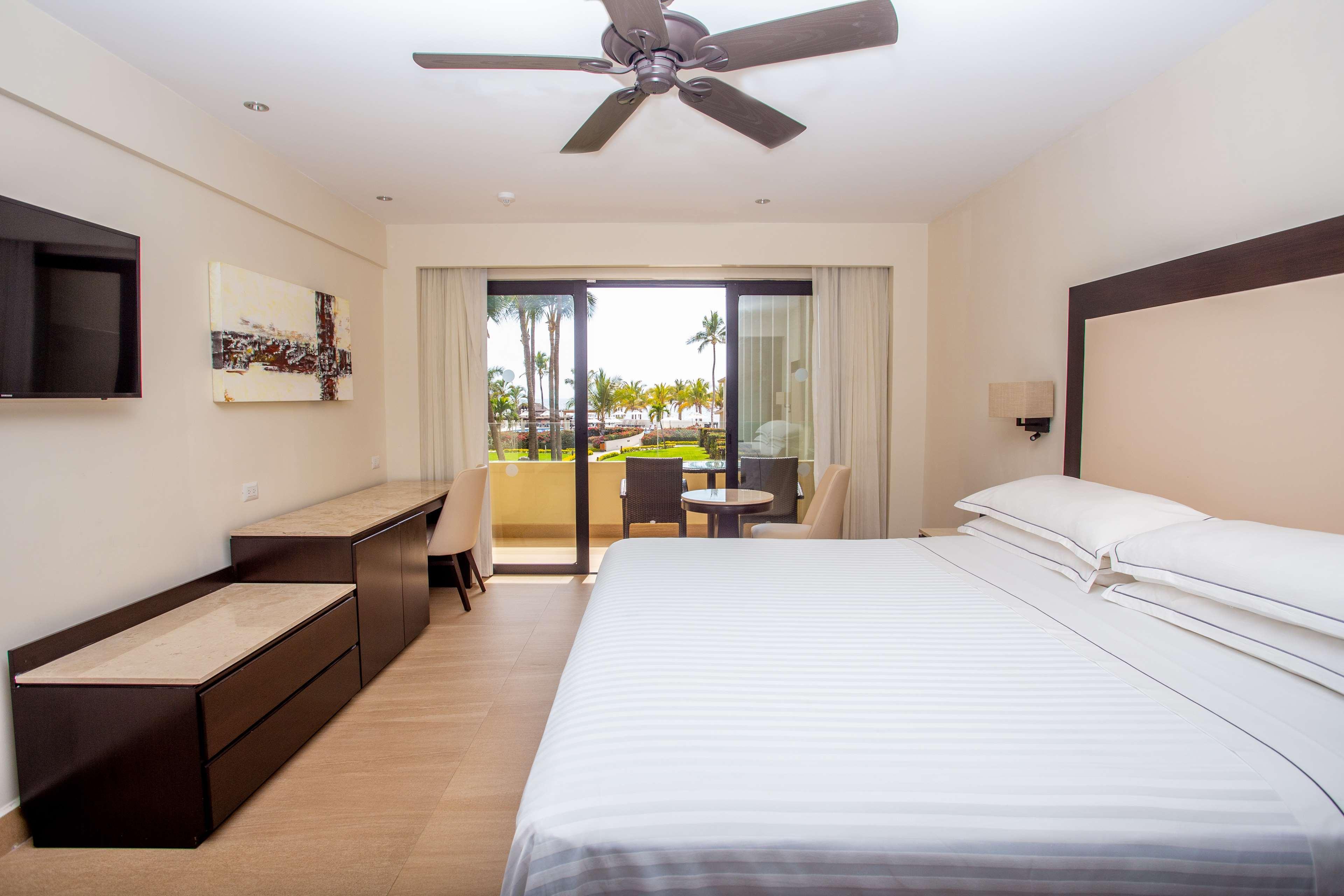 Occidental Resort 4*