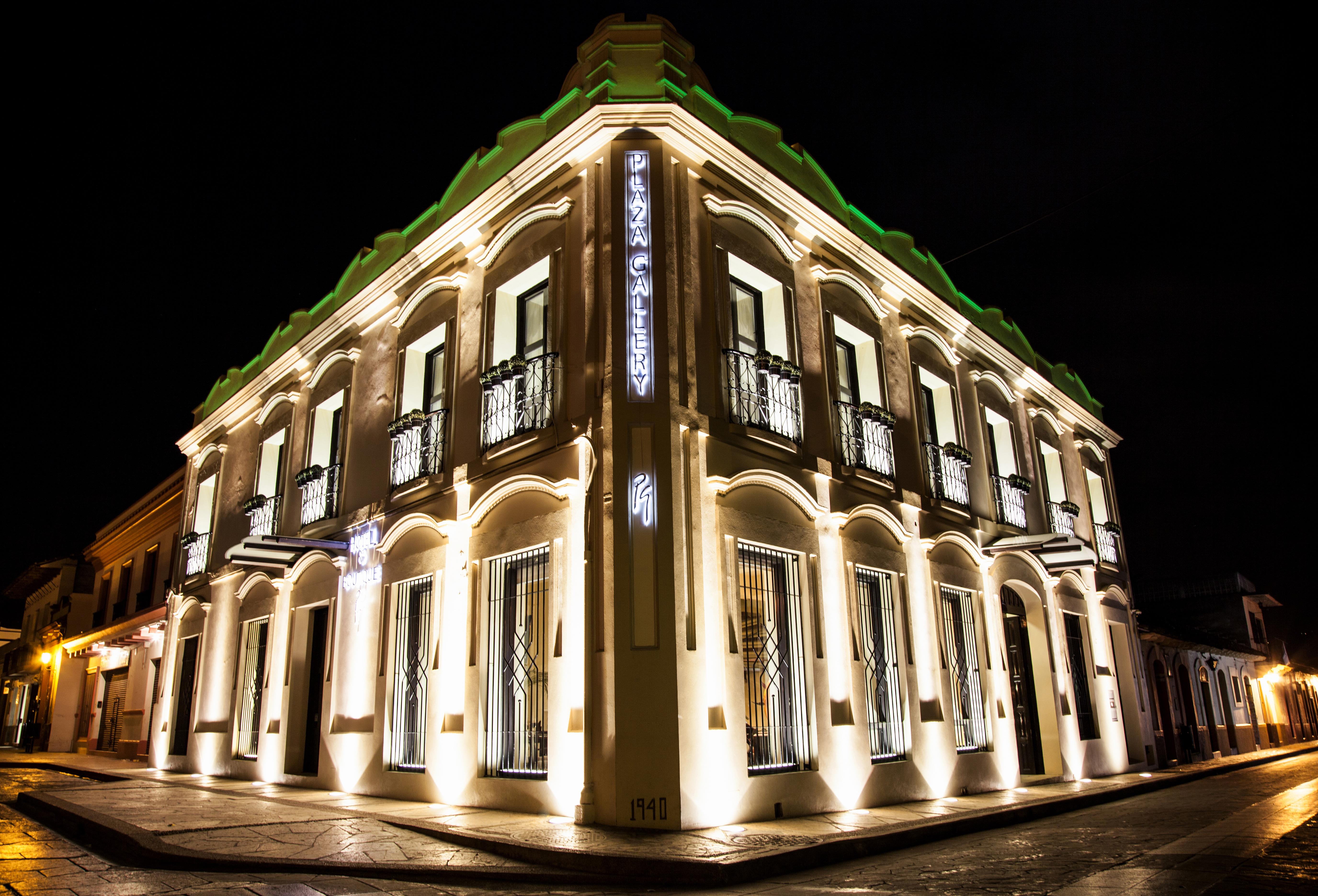 Plaza Gallery Boutique 5*