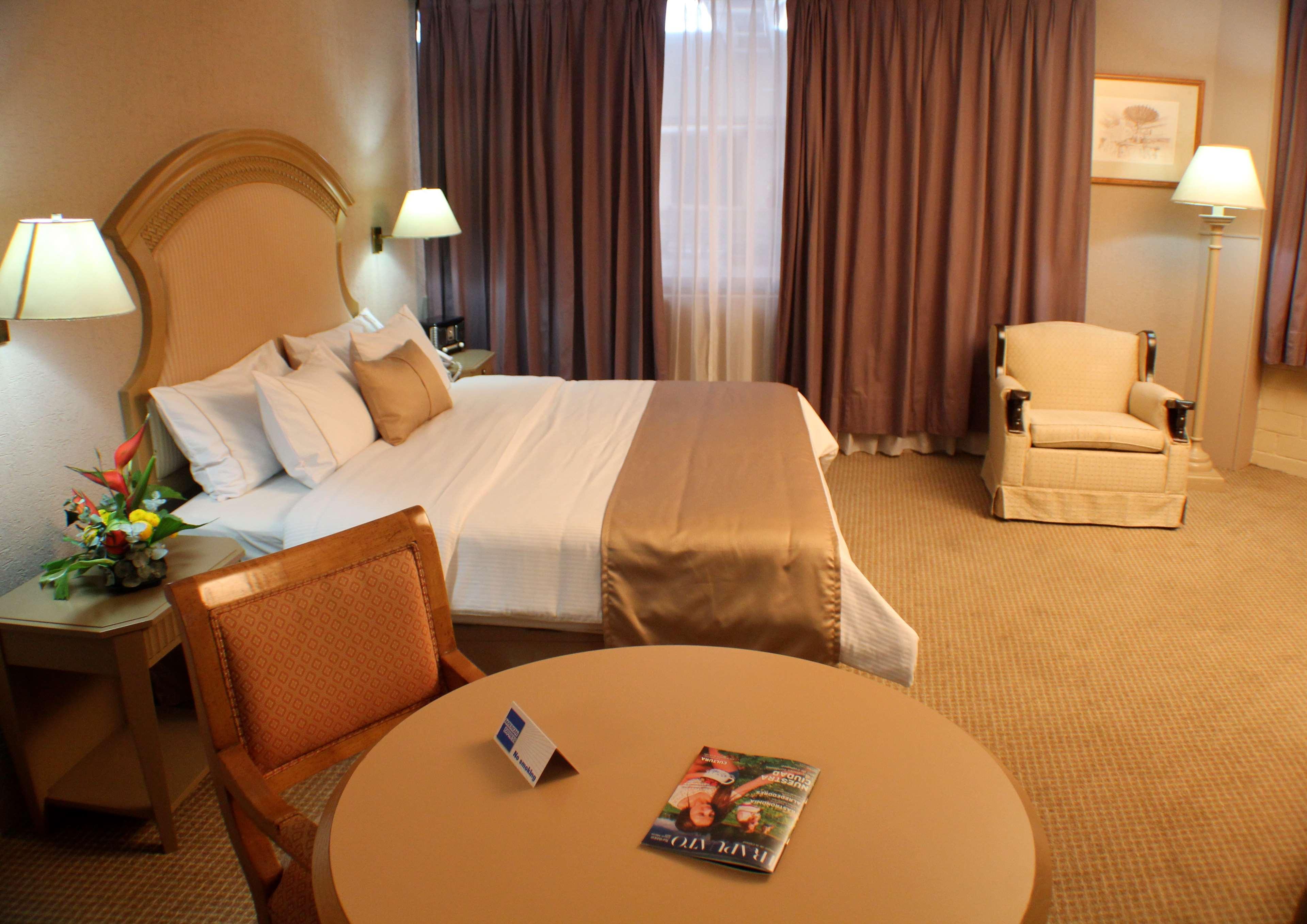 Western Plaza Florida & Tower Hotel 3*