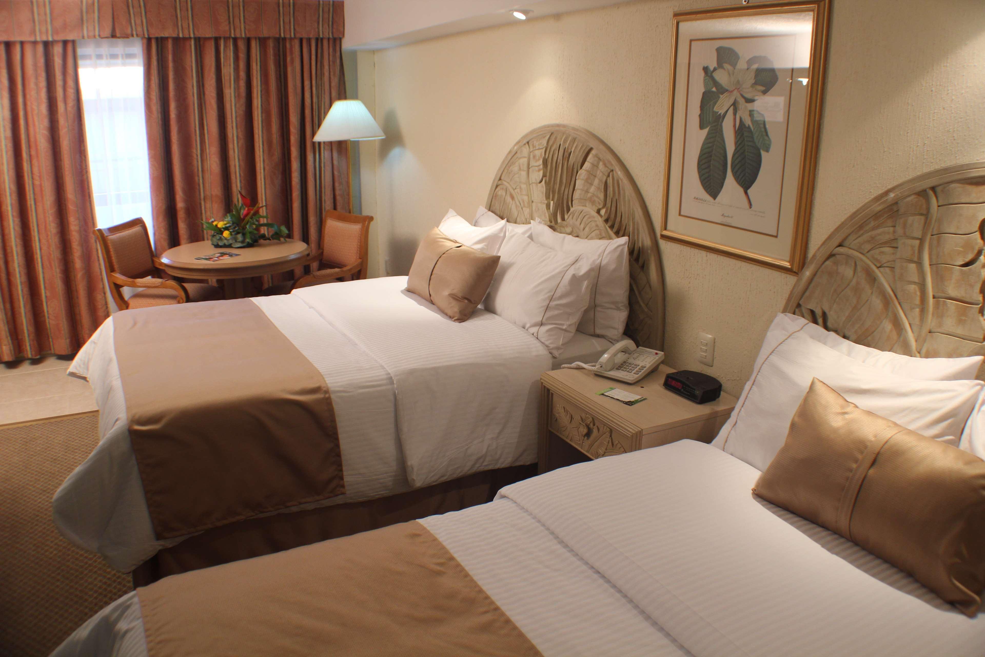 Hotel Western Plaza Florida & Tower 3*