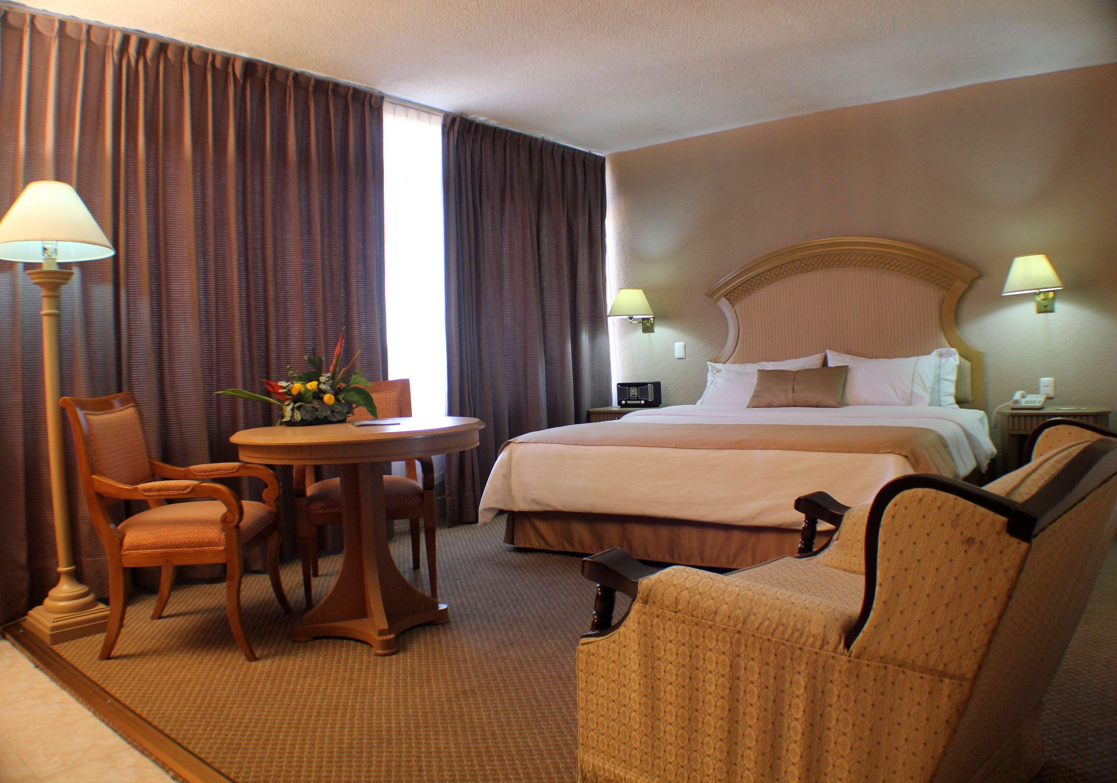 Hotel Western Plaza Florida & Tower 3*
