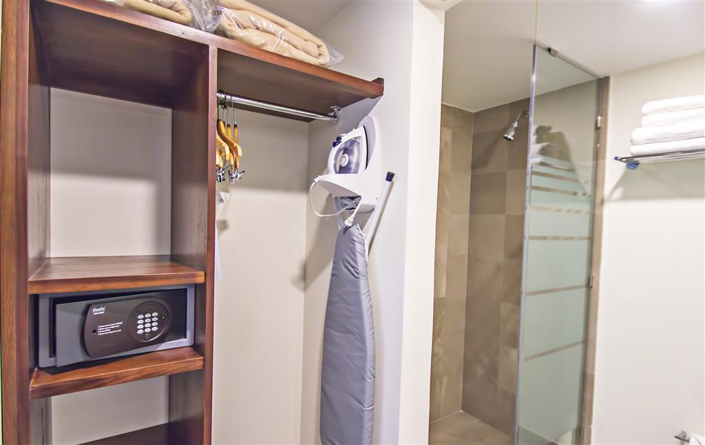 Four Points By Sheraton Hotel
