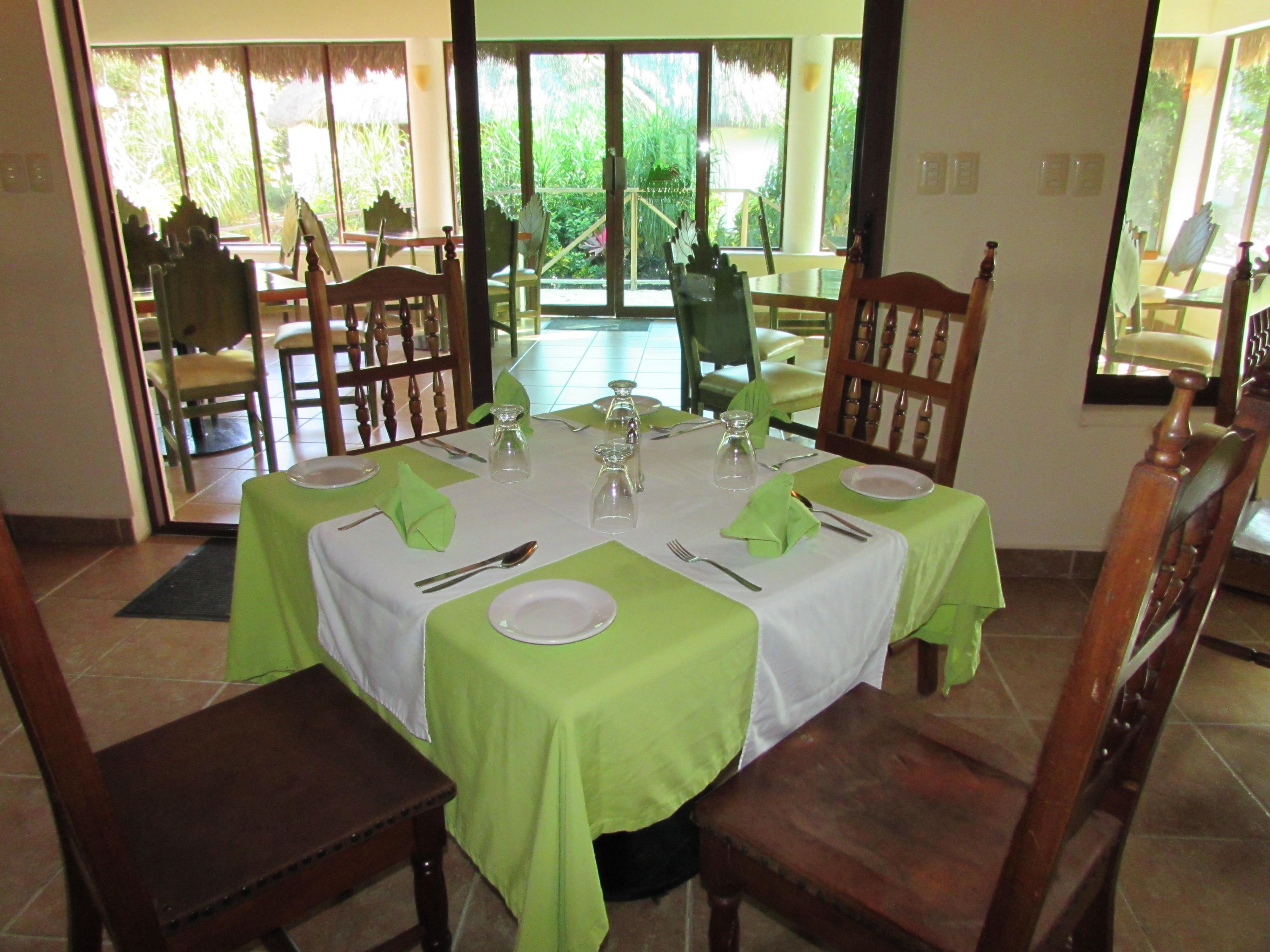 Hotel Ecovillage Chicanna