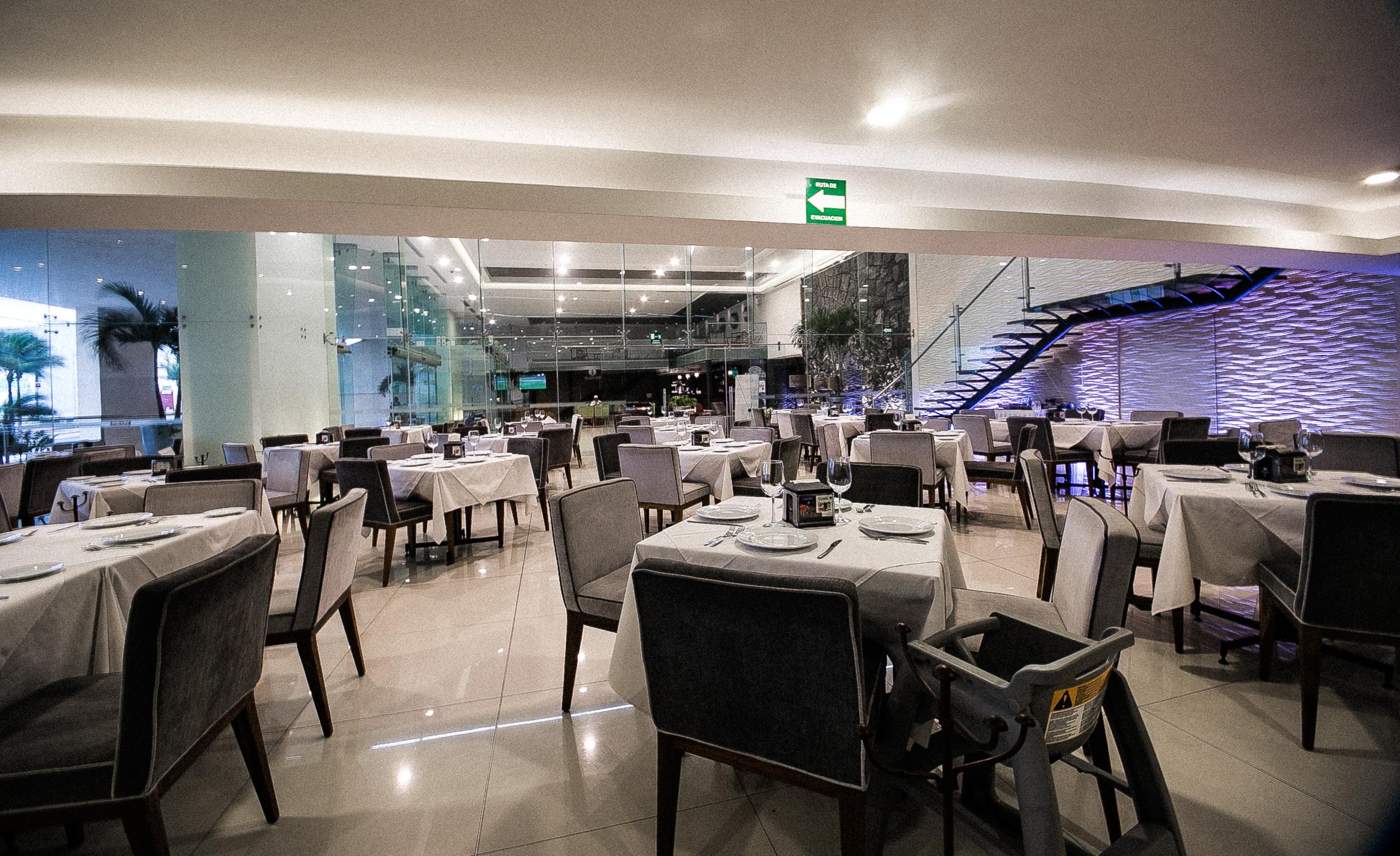 Four Points By Sheraton Hotel 4*