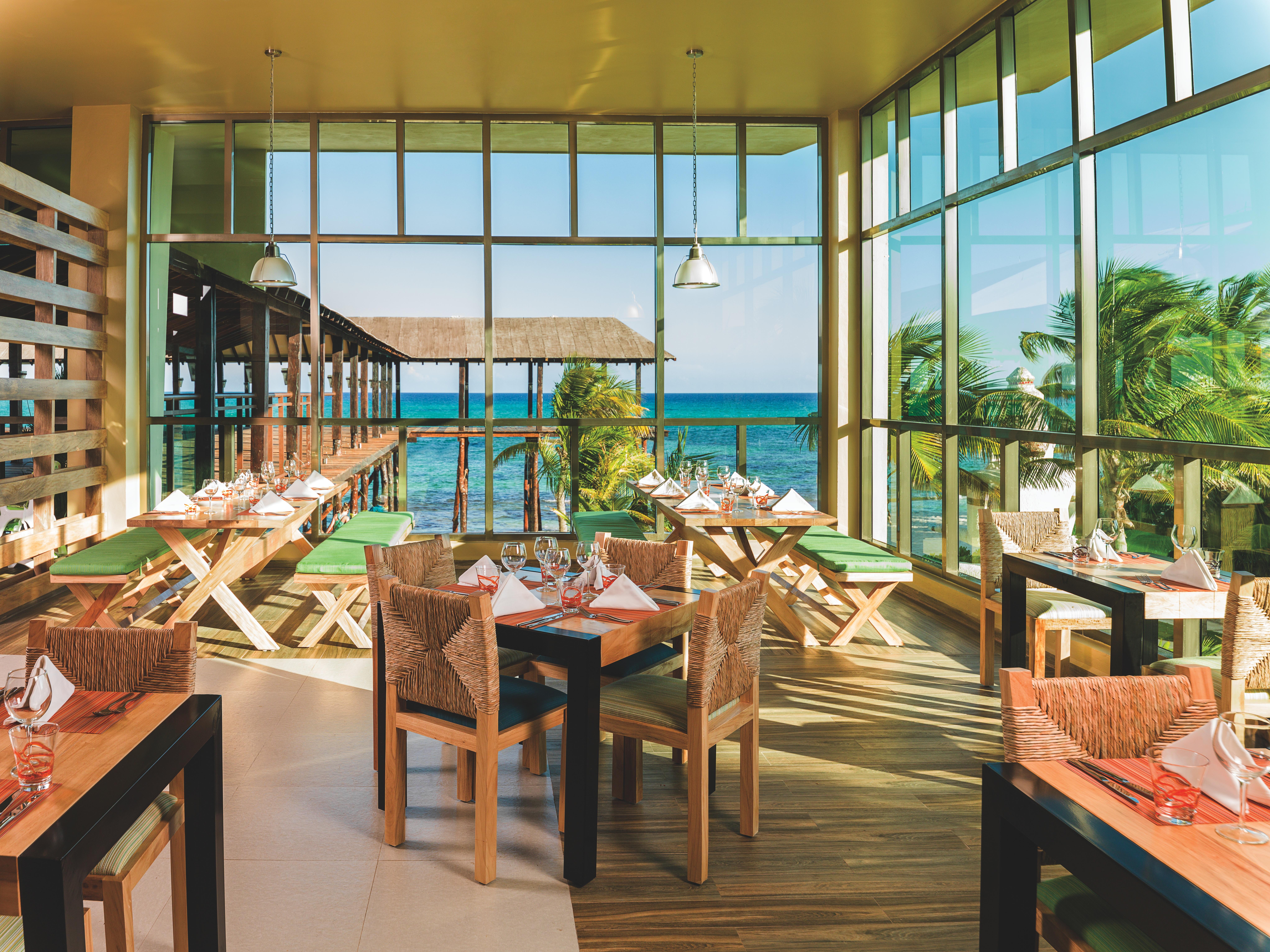 El Dorado Royale Catamaran, Cenote & Inclusive (adults Only)