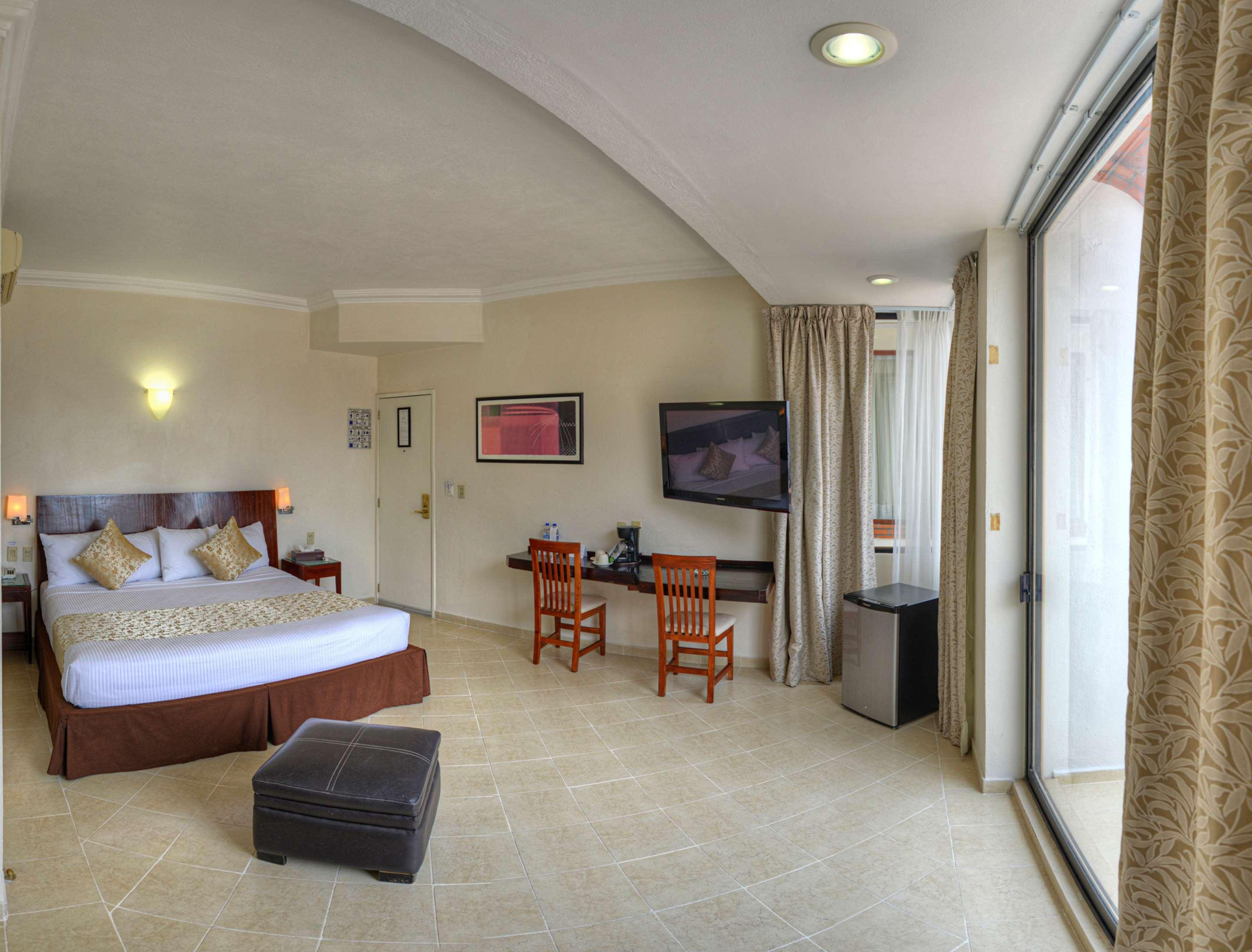 Western Hotel 3*