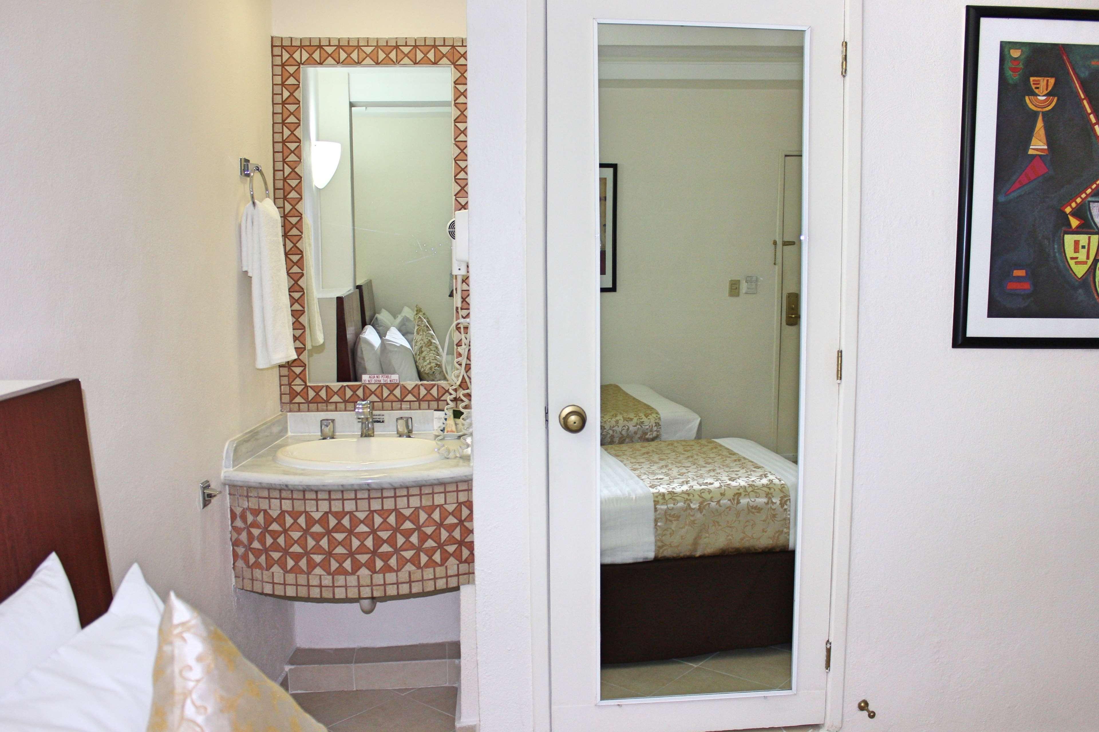 Western 3* Taxco de Alarcon