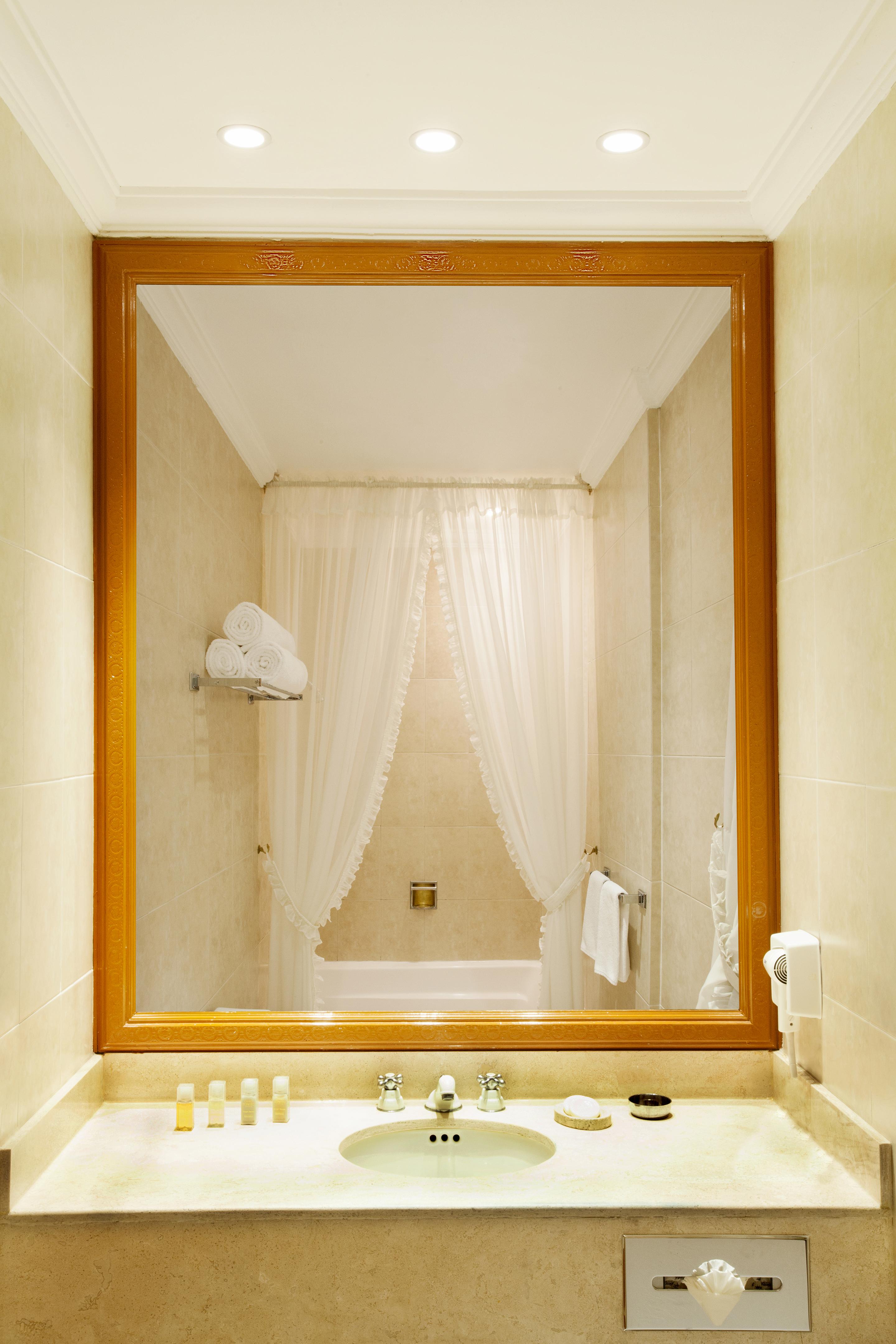 Geneve Cd De Hotel 5*