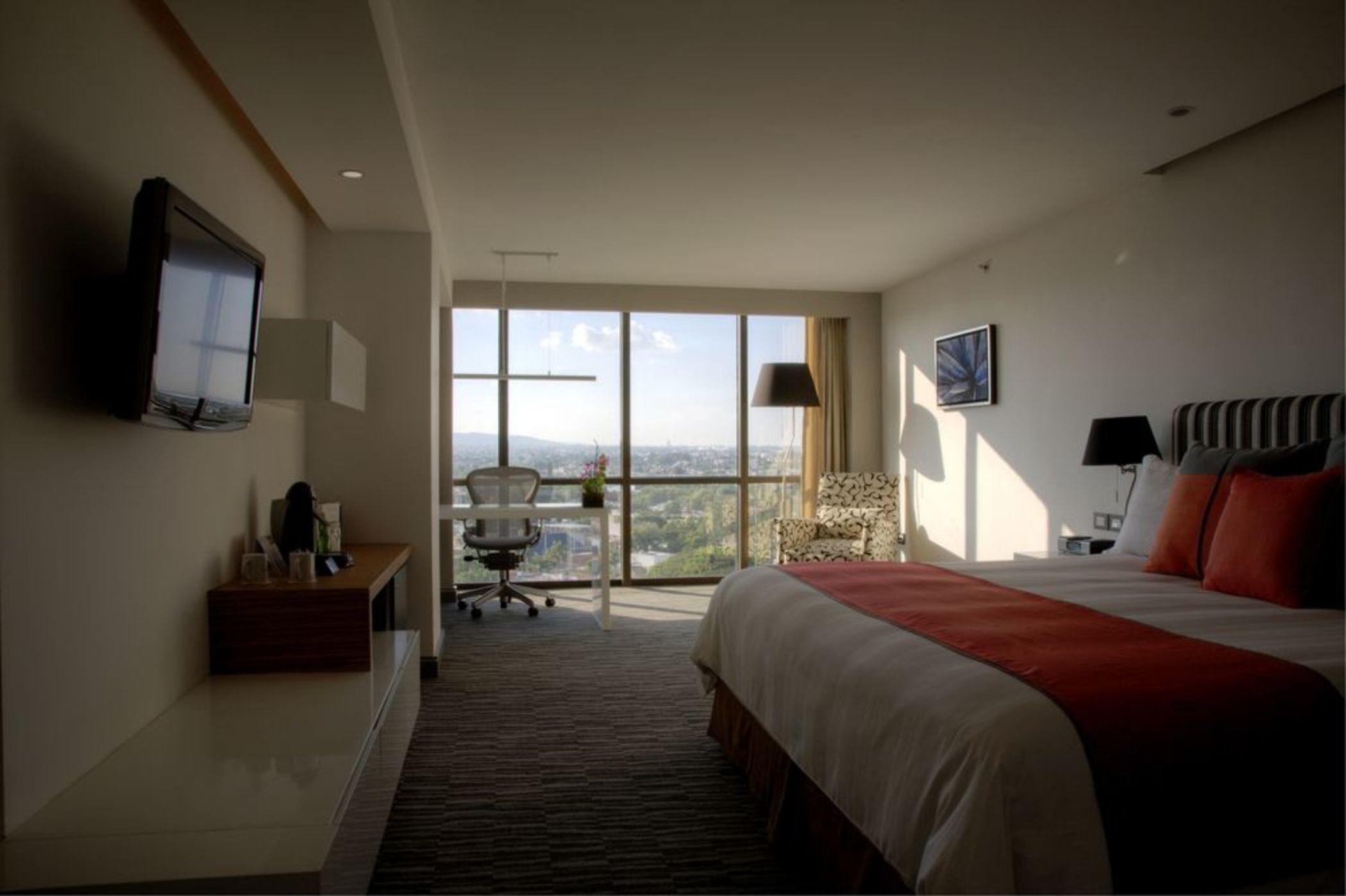 Hotel Presidente Intercontinental Guadalajara By Ihg 4*