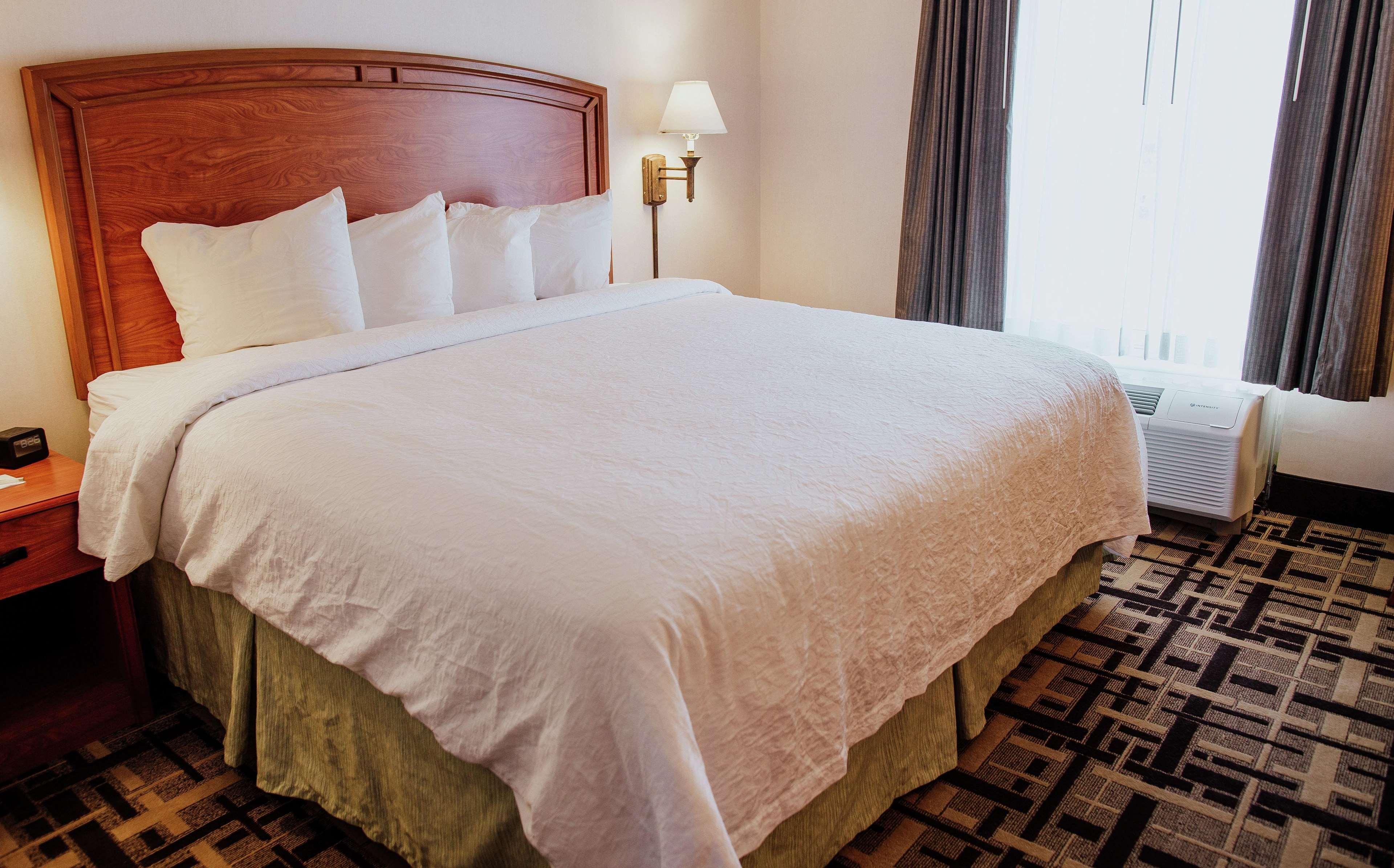Hampton Airport-galerias Hotel