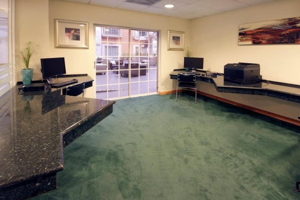 Istay Hotel 5*