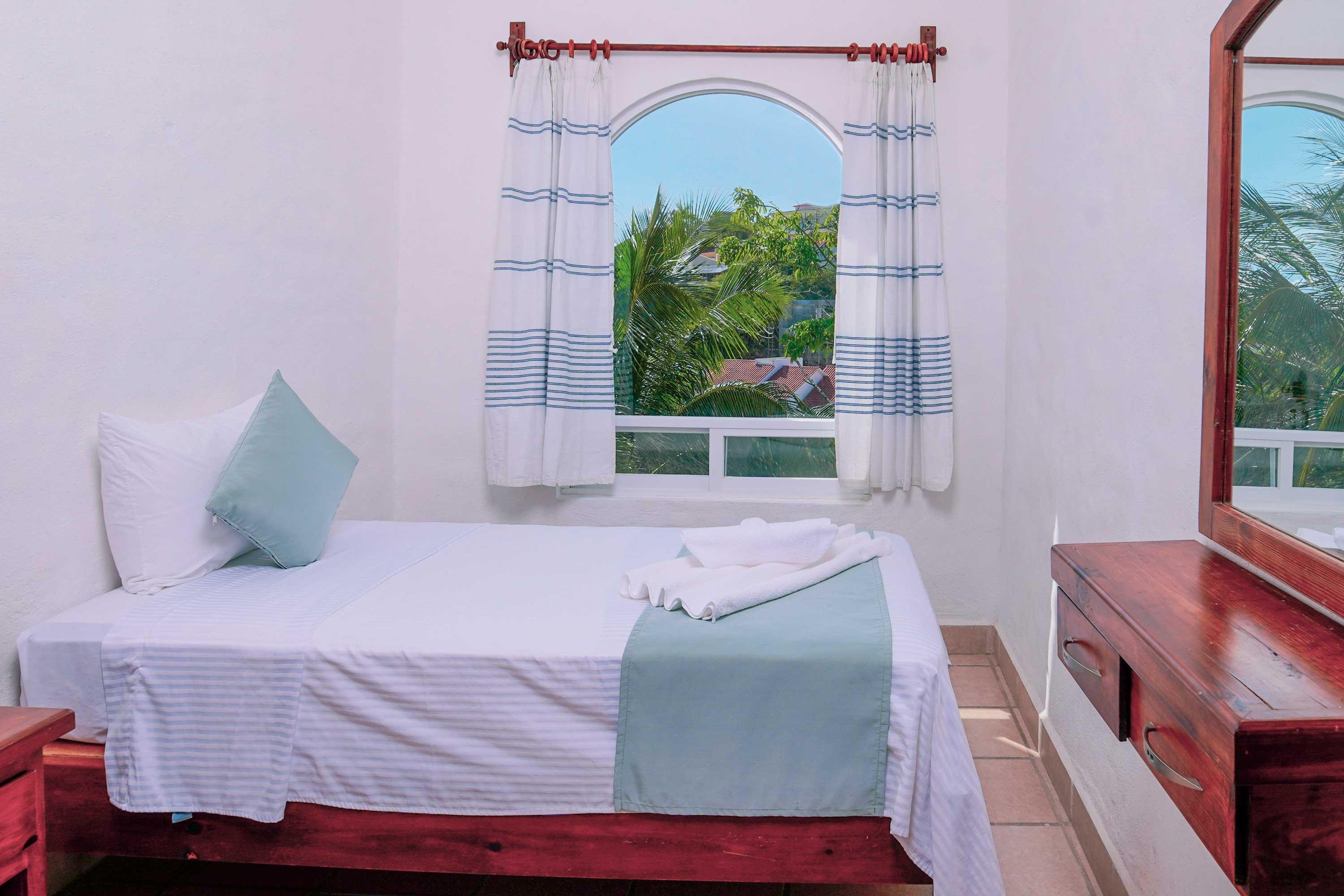 Aparthotel & Luz De Luna 4*