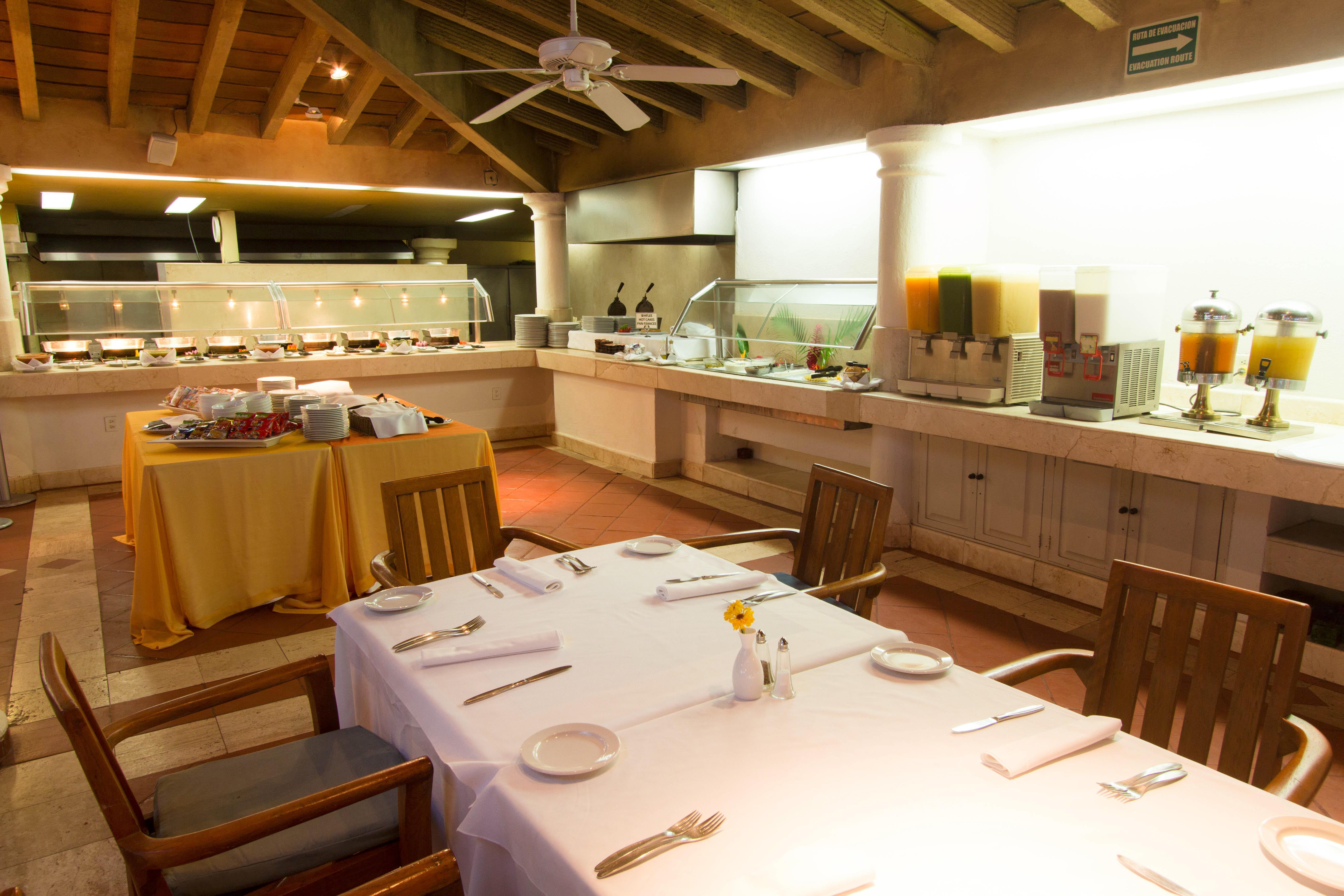 Velas Vallarta Resort 4*