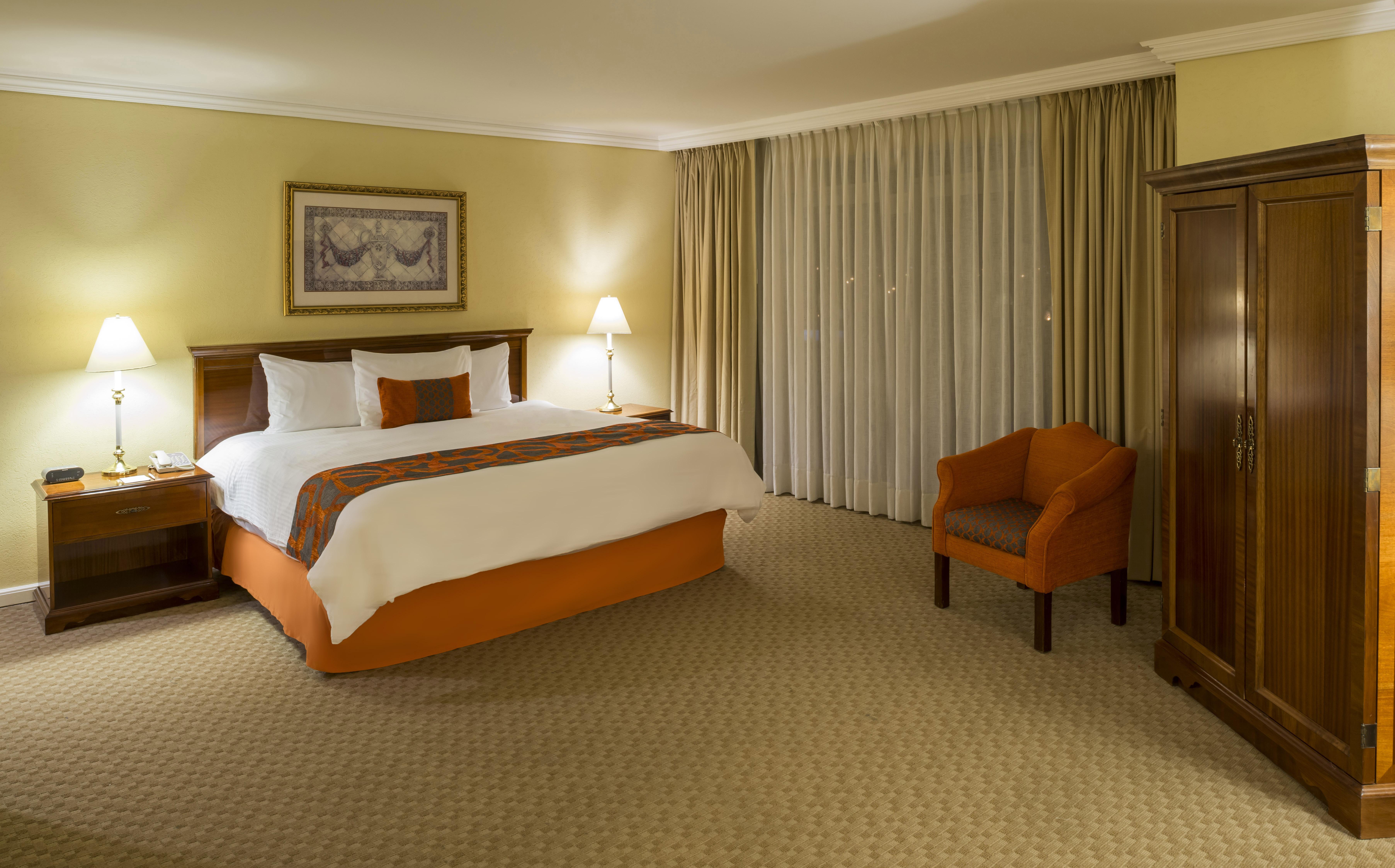 Hotel Camino Real Angelopolis 5*