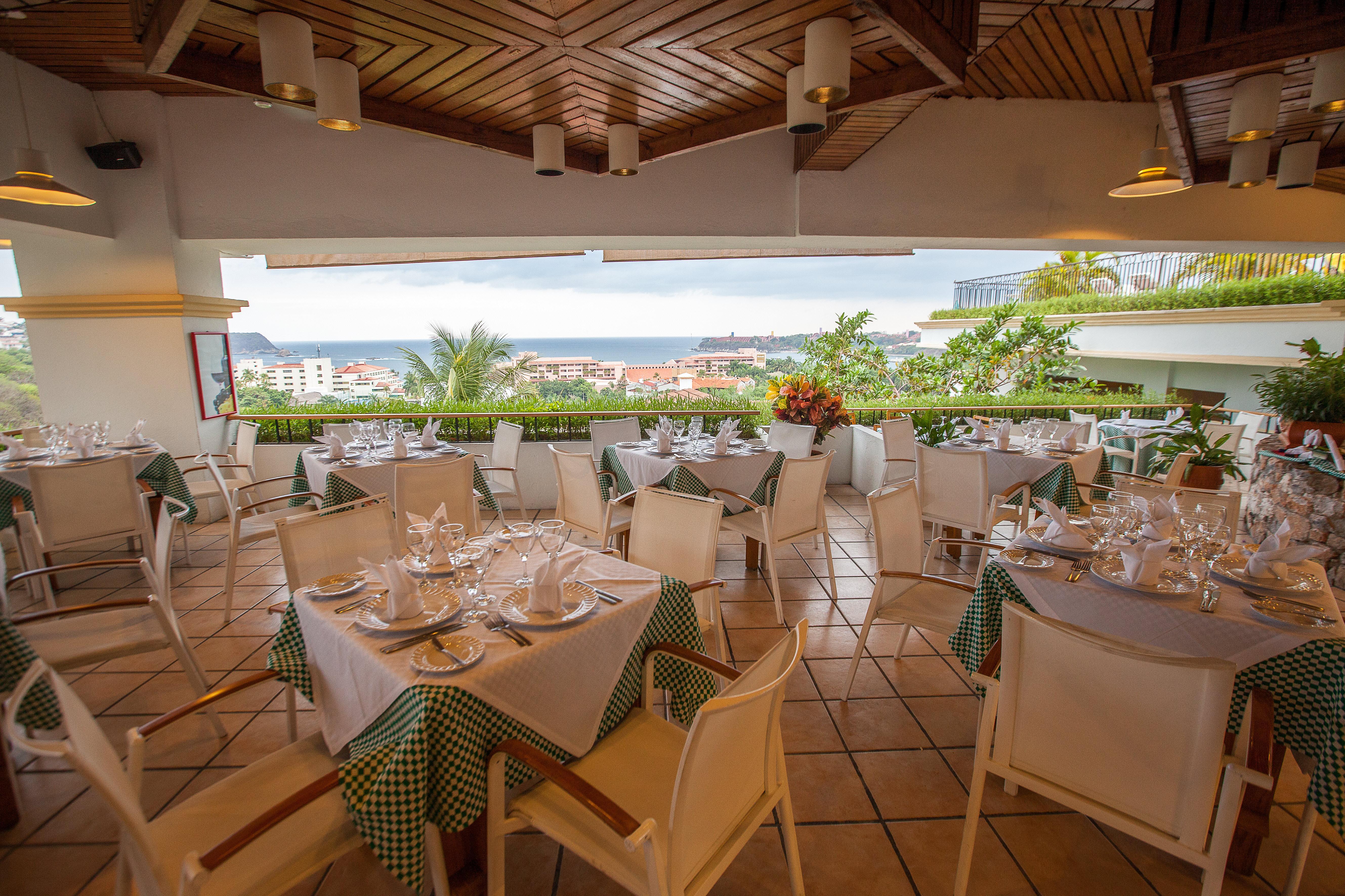 Resort Park Royal Huatulco Tangolunda