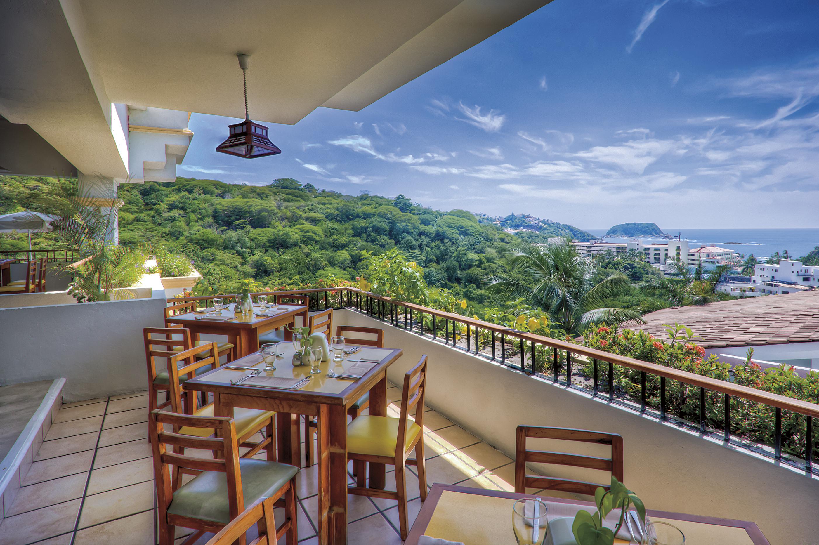 Resort Park Royal Huatulco 4*