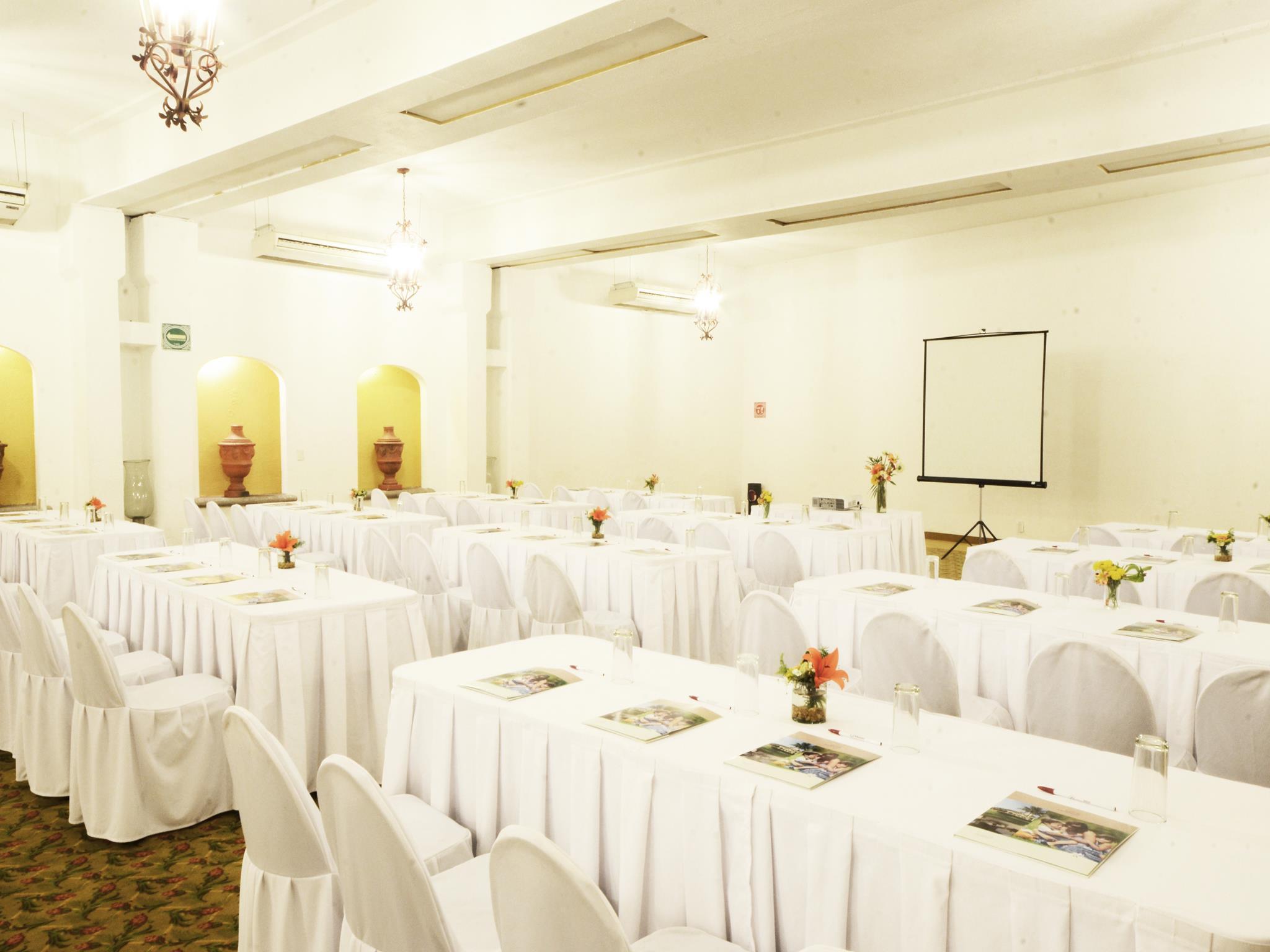 Mision Grand Hotel 4*