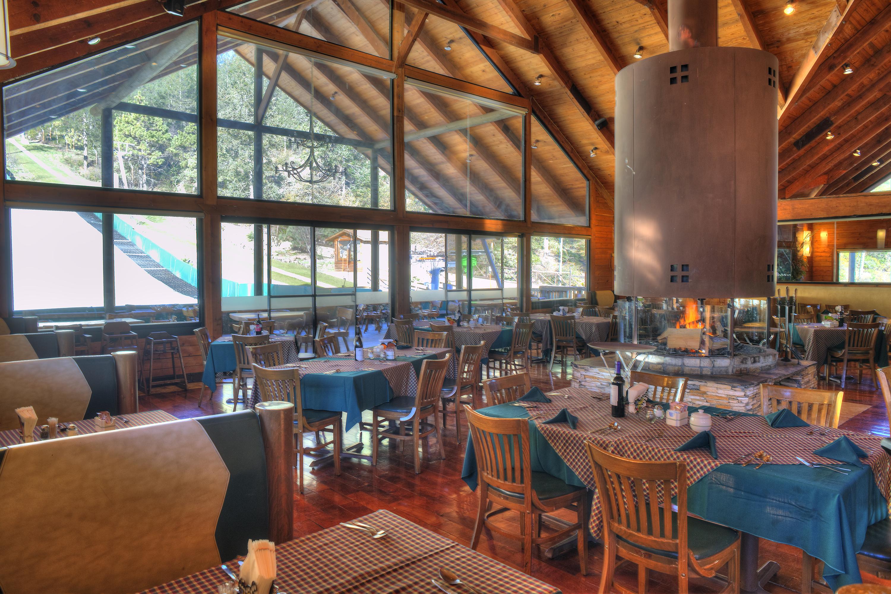 Bosques De Monterreal 5*